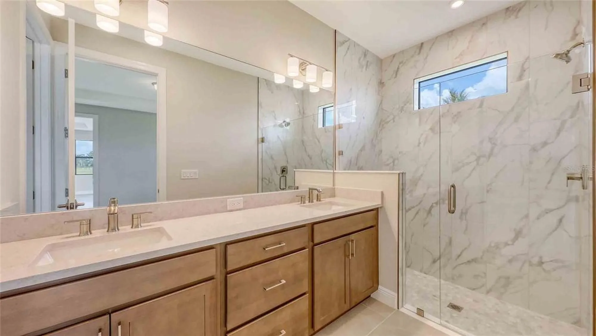 Property Slideshow image 16 of 42 | 14370 hammock oak st, Parrish, FL, 34219