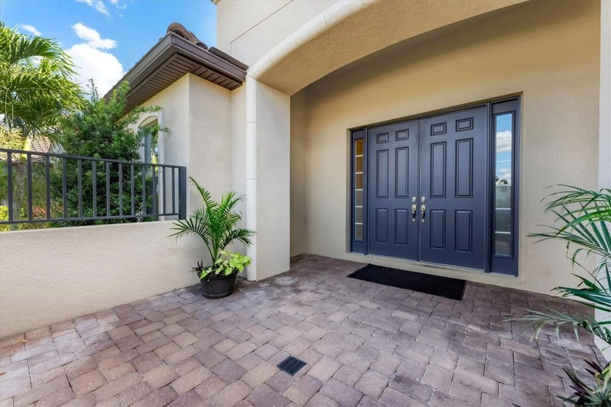 Property Slideshow image 7 of 85 | 13046 sorrento way, Bradenton, FL, 34211
