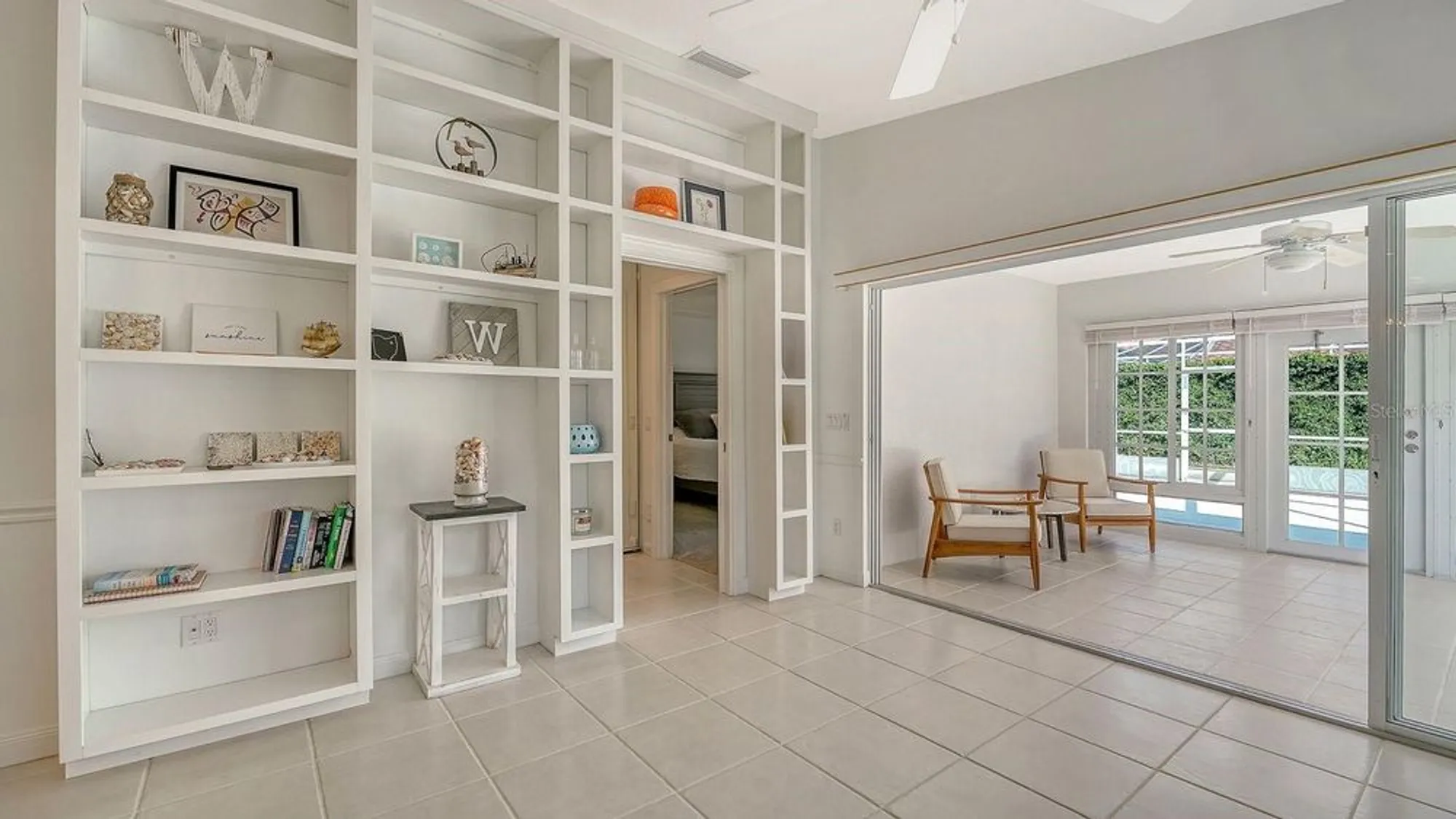 Property Slideshow image 22 of 71 | 8878 estepona ct, Sarasota, FL, 34238