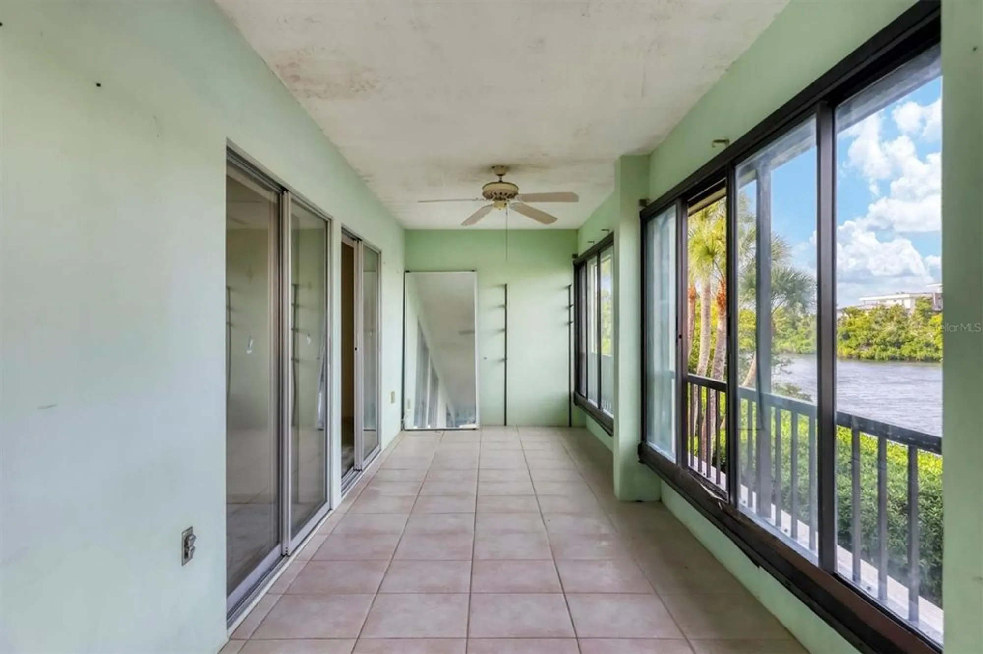 Property Slideshow image 28 of 53 | 101 whispering sands dr apt 205, Sarasota, FL, 34242