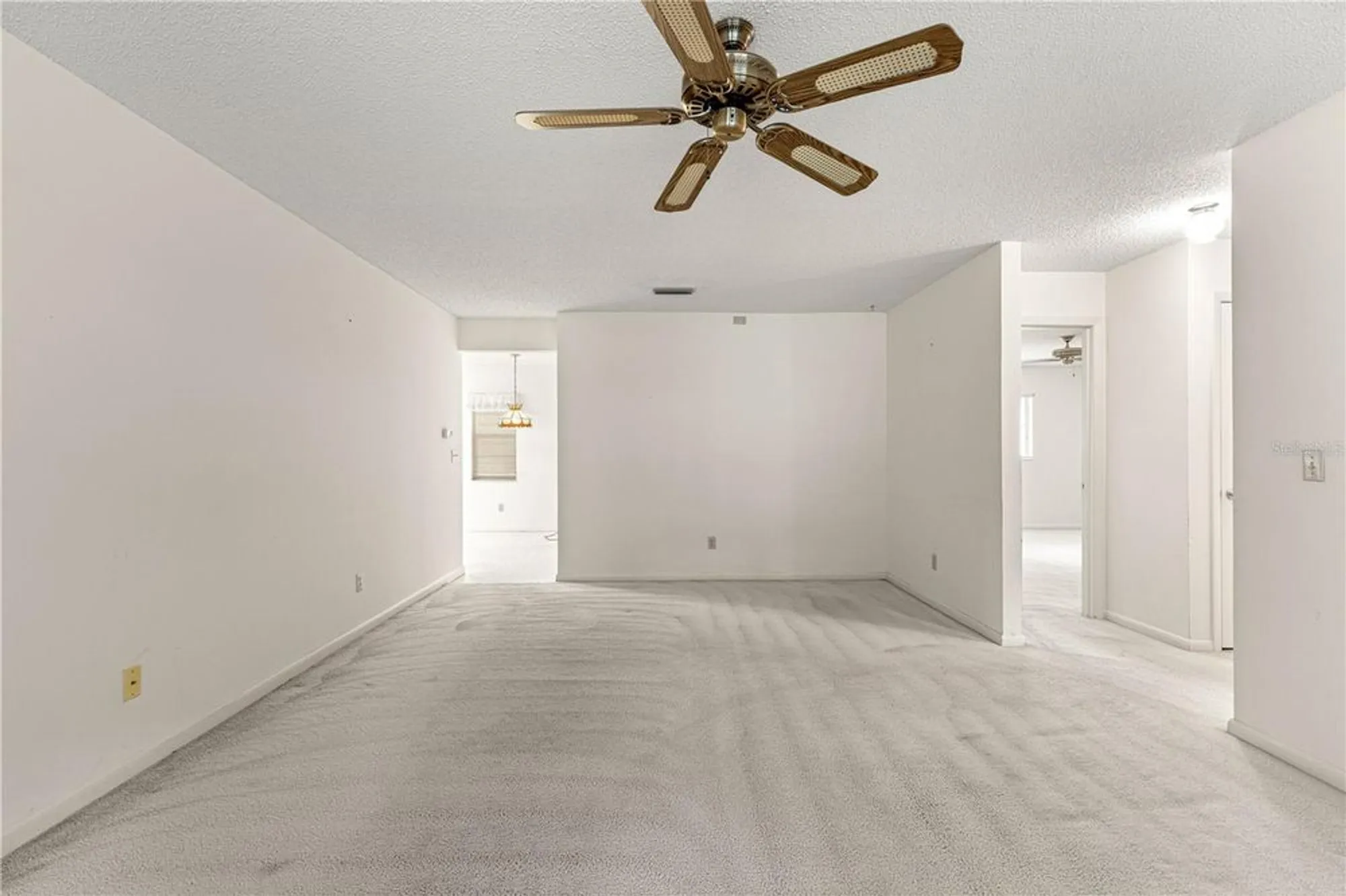 Property Slideshow image 9 of 45 | 9367 sw 83rd ave c, Ocala, FL, 34481