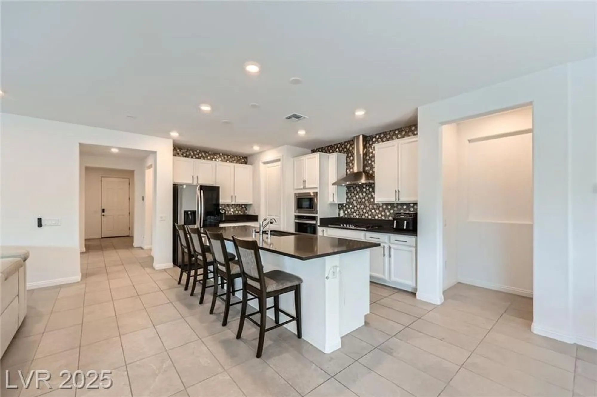 Property Slideshow image 9 of 28 | 6519 summershade st, North Las Vegas, NV, 89086