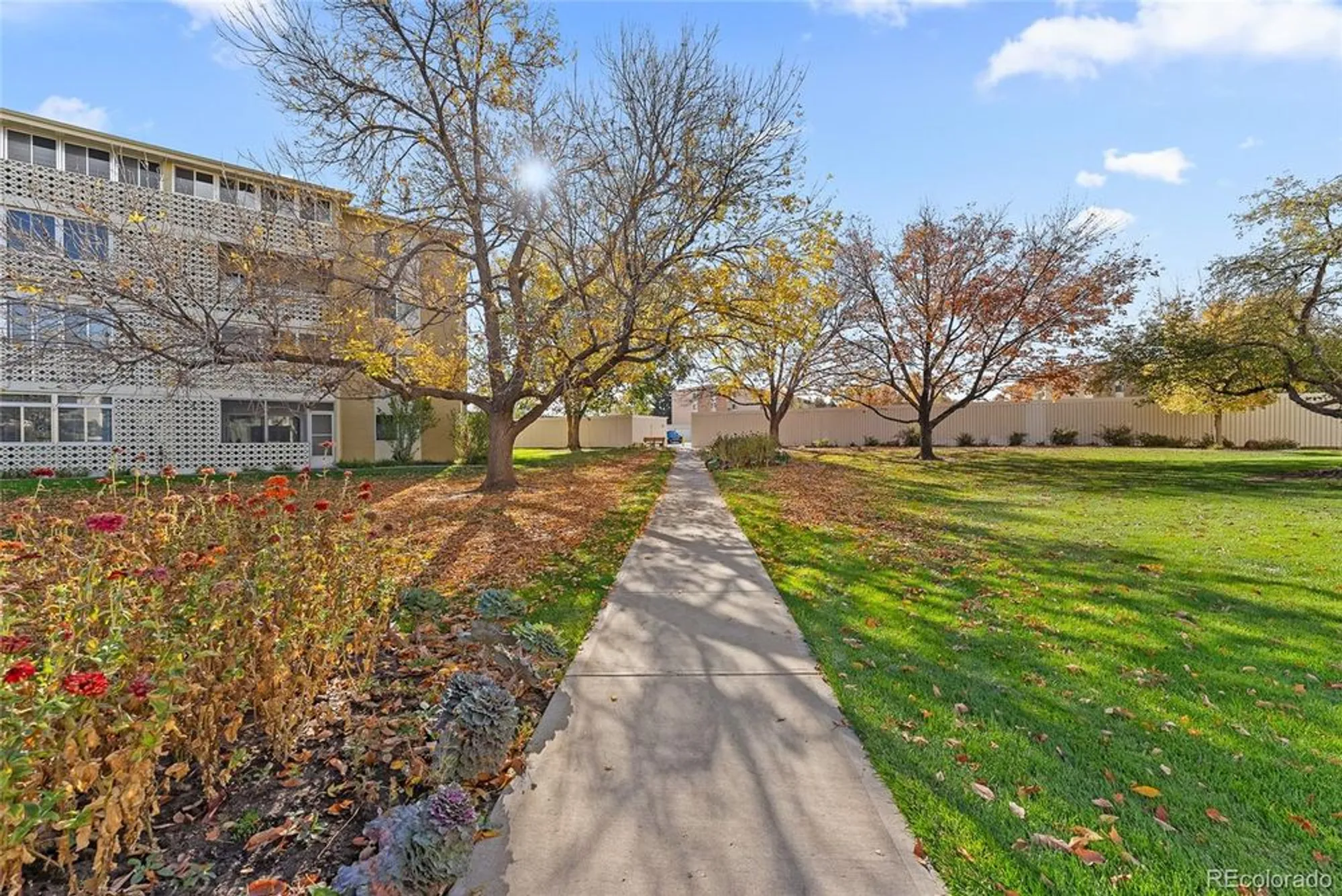 Property Slideshow image 9 of 9 | 595 s alton way 5d, Denver, CO, 80247