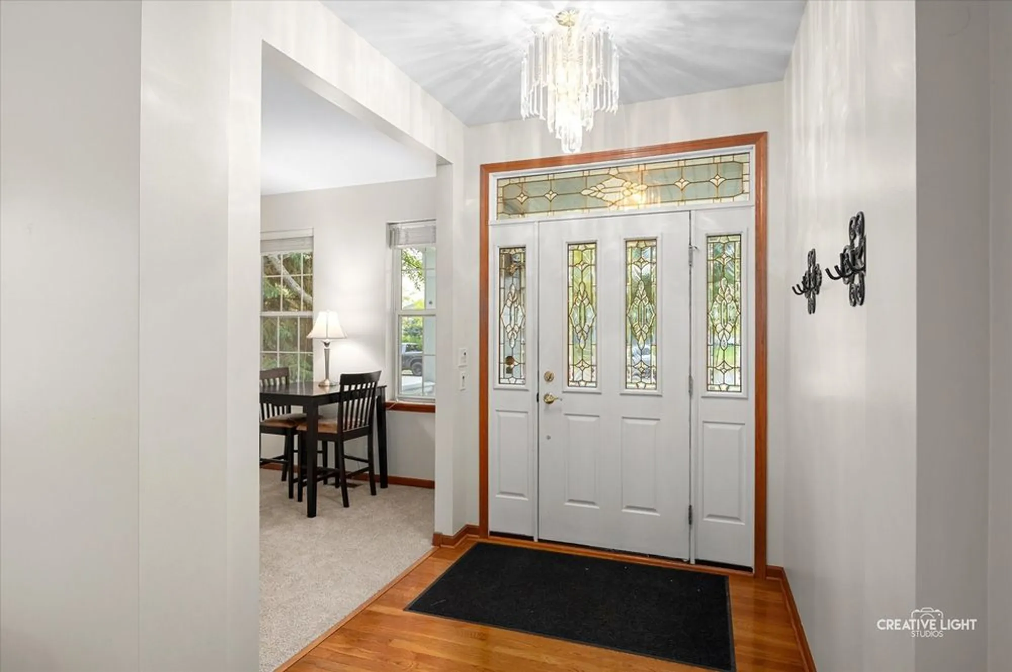 Property Slideshow image 4 of 25 | 790 bohannon cir, Oswego, IL, 60543