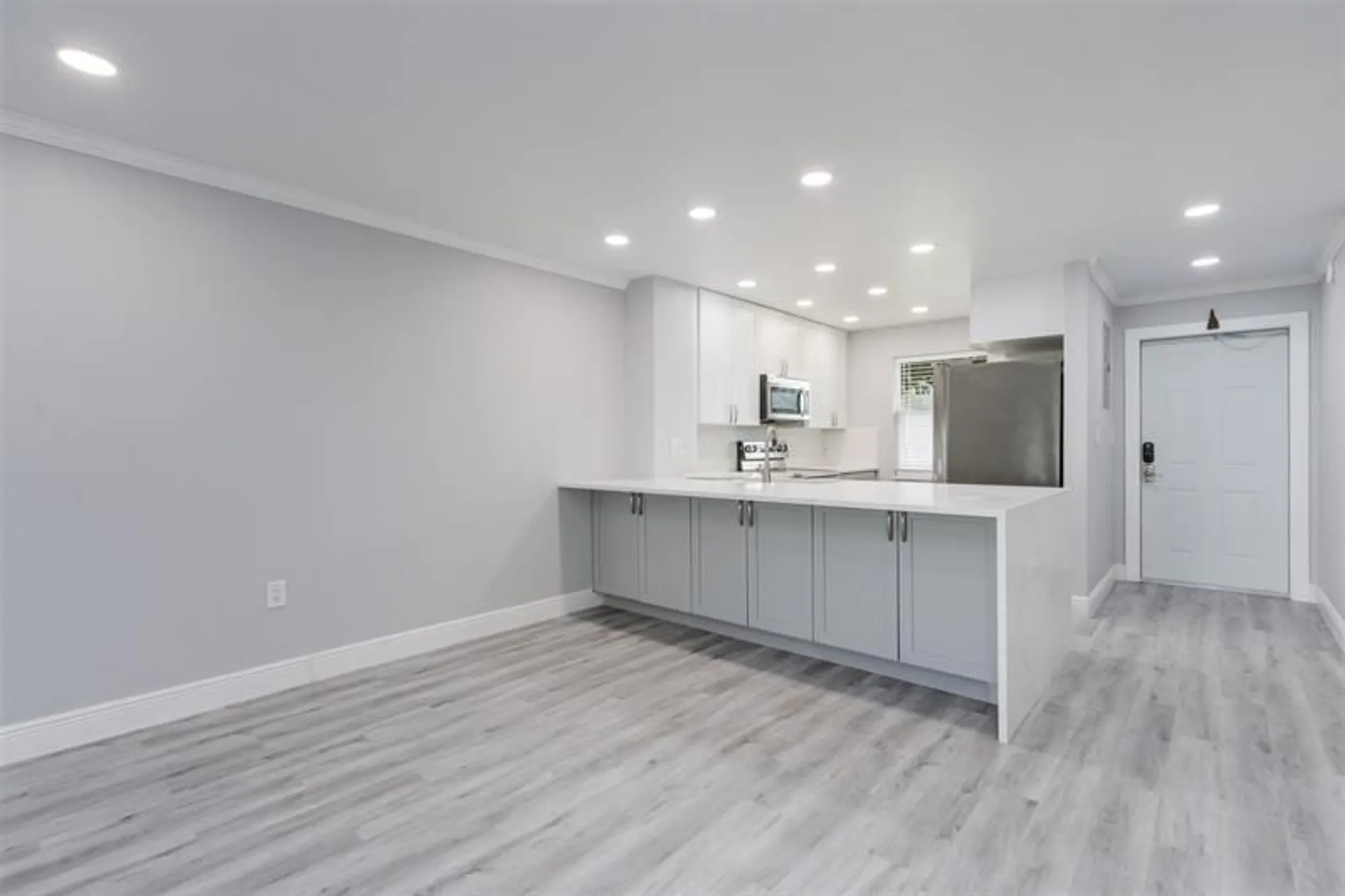 Property Slideshow image 12 of 43 | 9856 marina blvd 1314, Boca Raton, FL, 33428