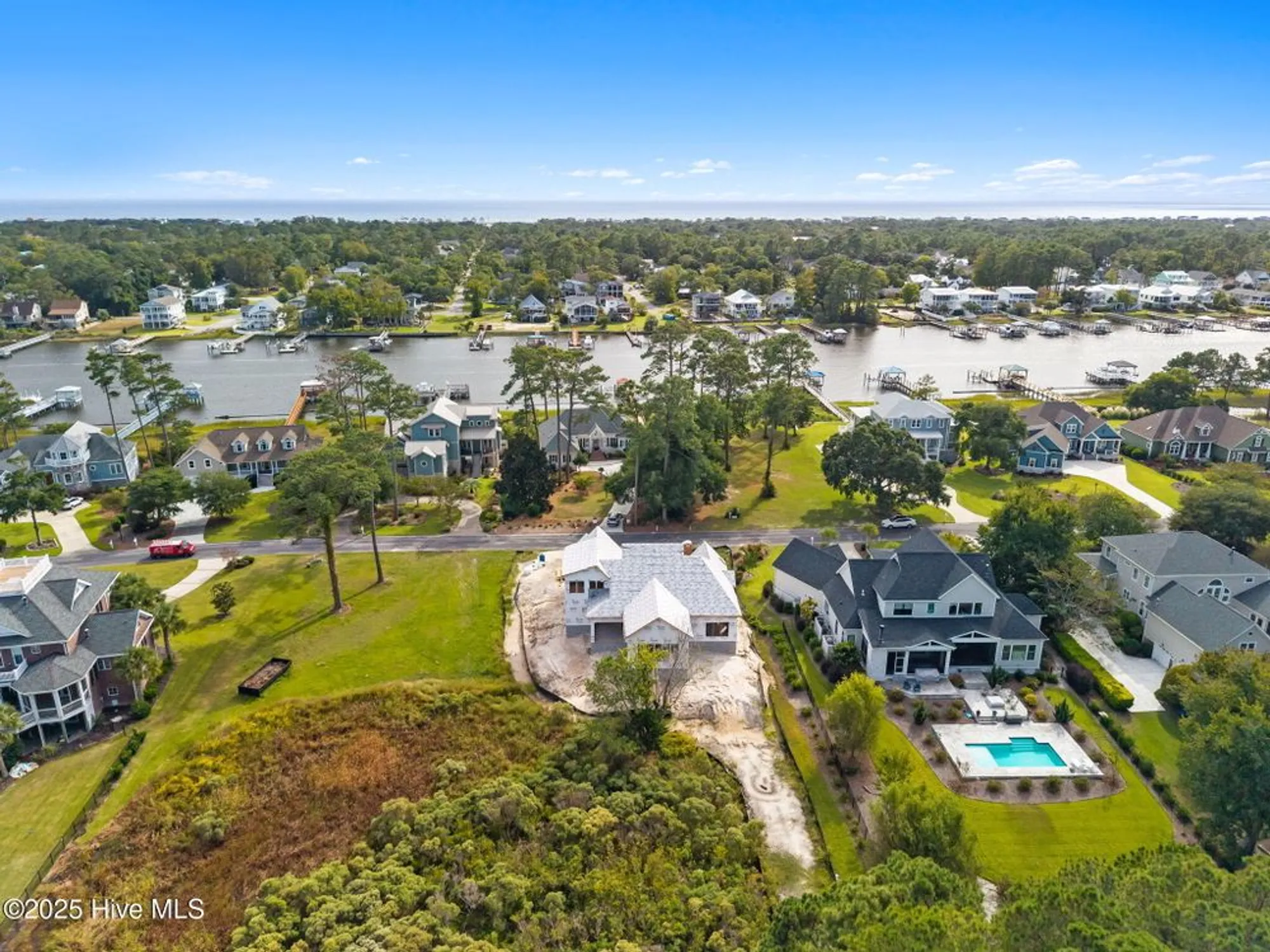 Property Slideshow image 3 of 71 | 2611 mariners way, Southport, NC, 28461