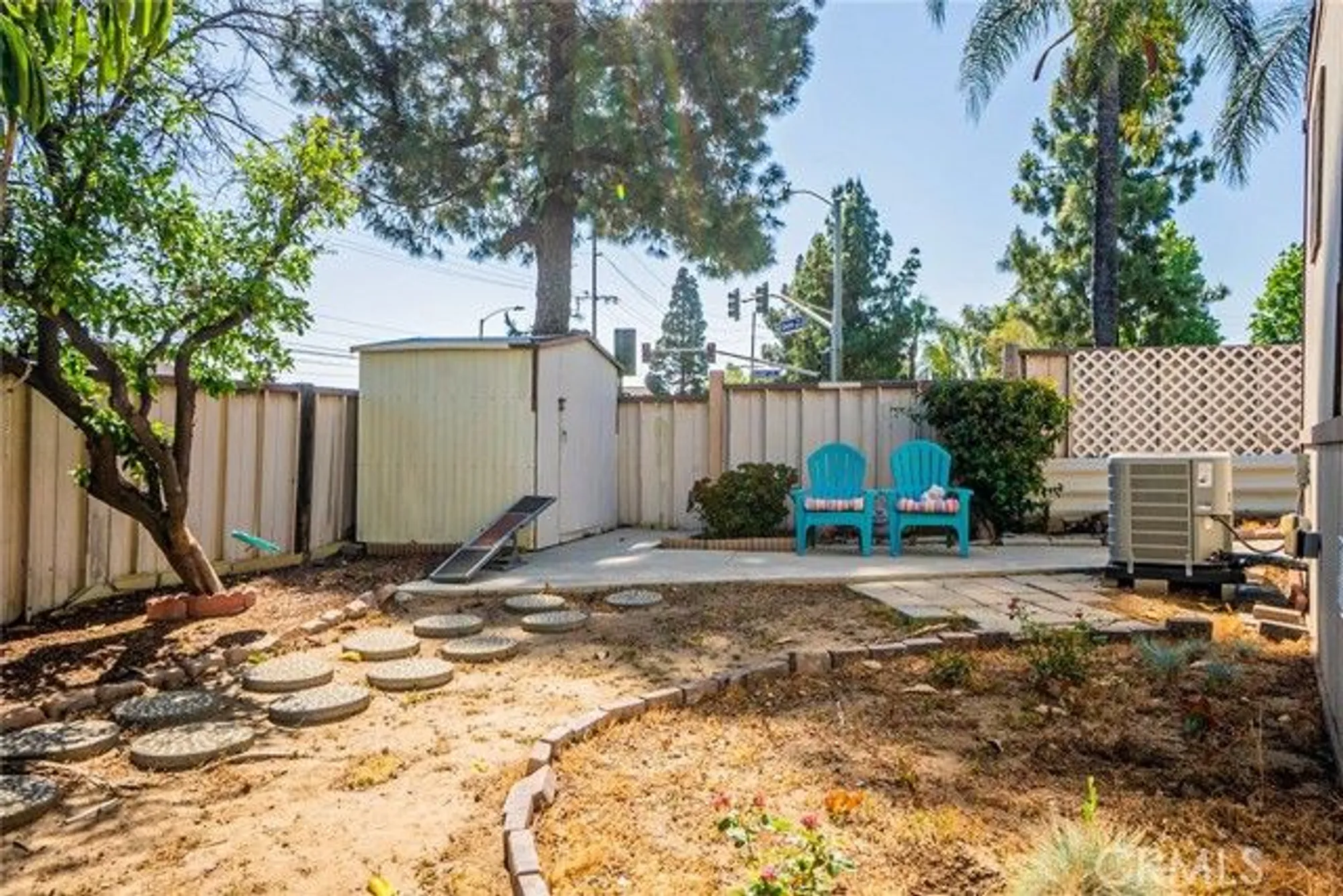 Property Slideshow image 48 of 55 | 901 norwich way, Corona, CA, 92882