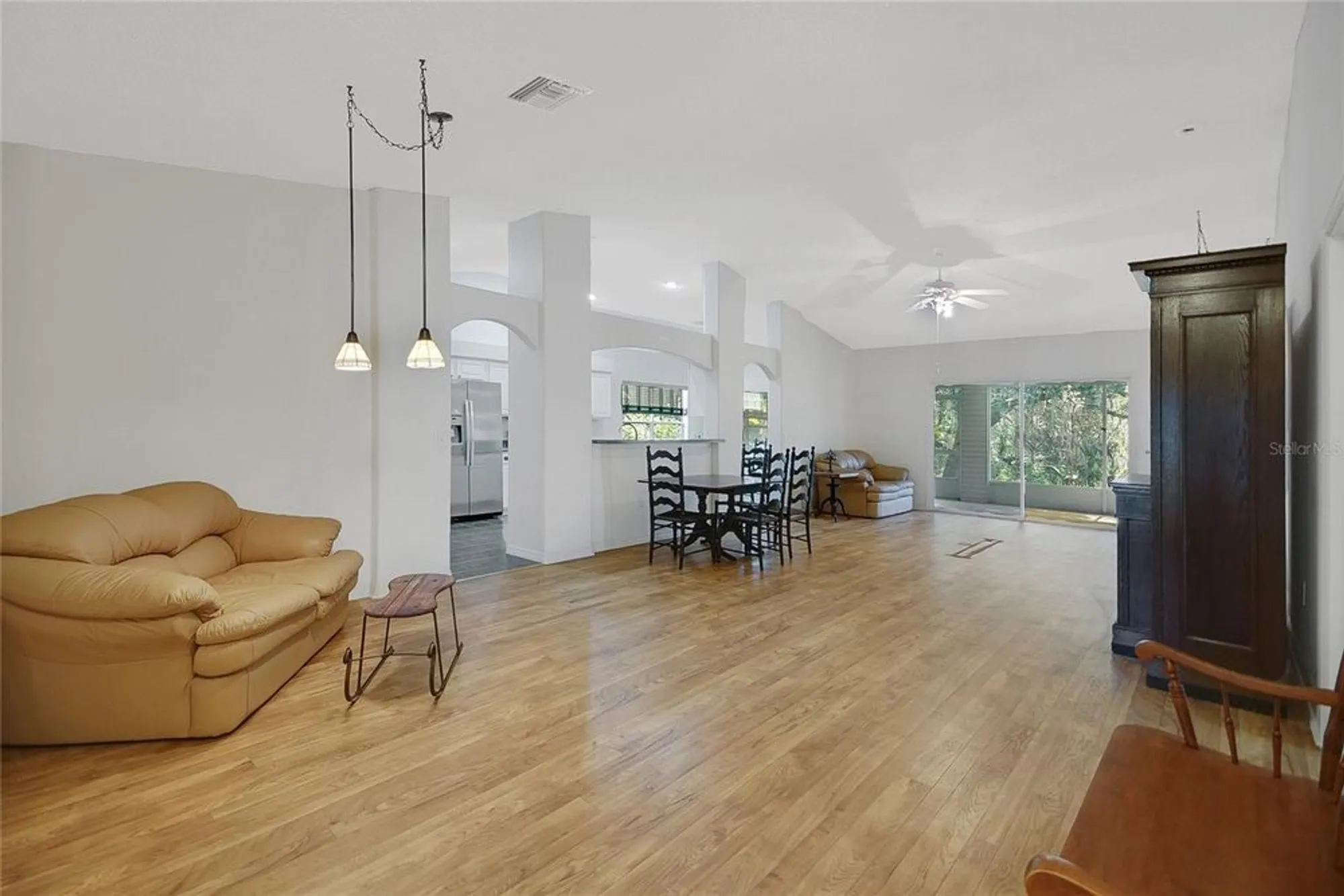 Property Slideshow image 5 of 77 | 32942 rambling oaks ct, Leesburg, FL, 34748