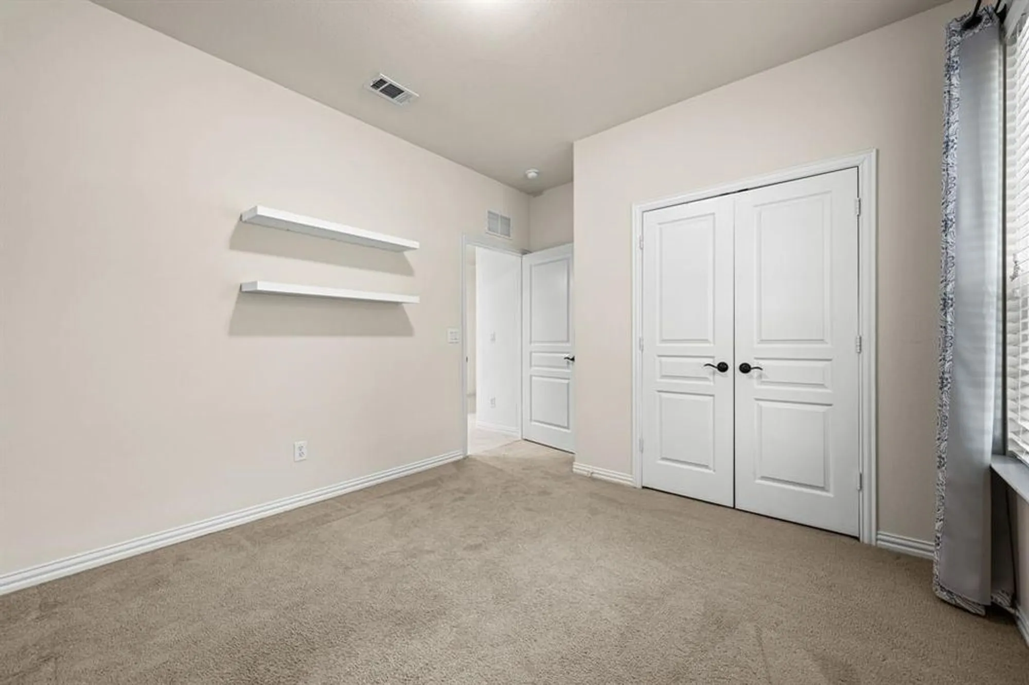 Property Slideshow image 24 of 40 | 7315 trull brook ln, Frisco, TX, 75036