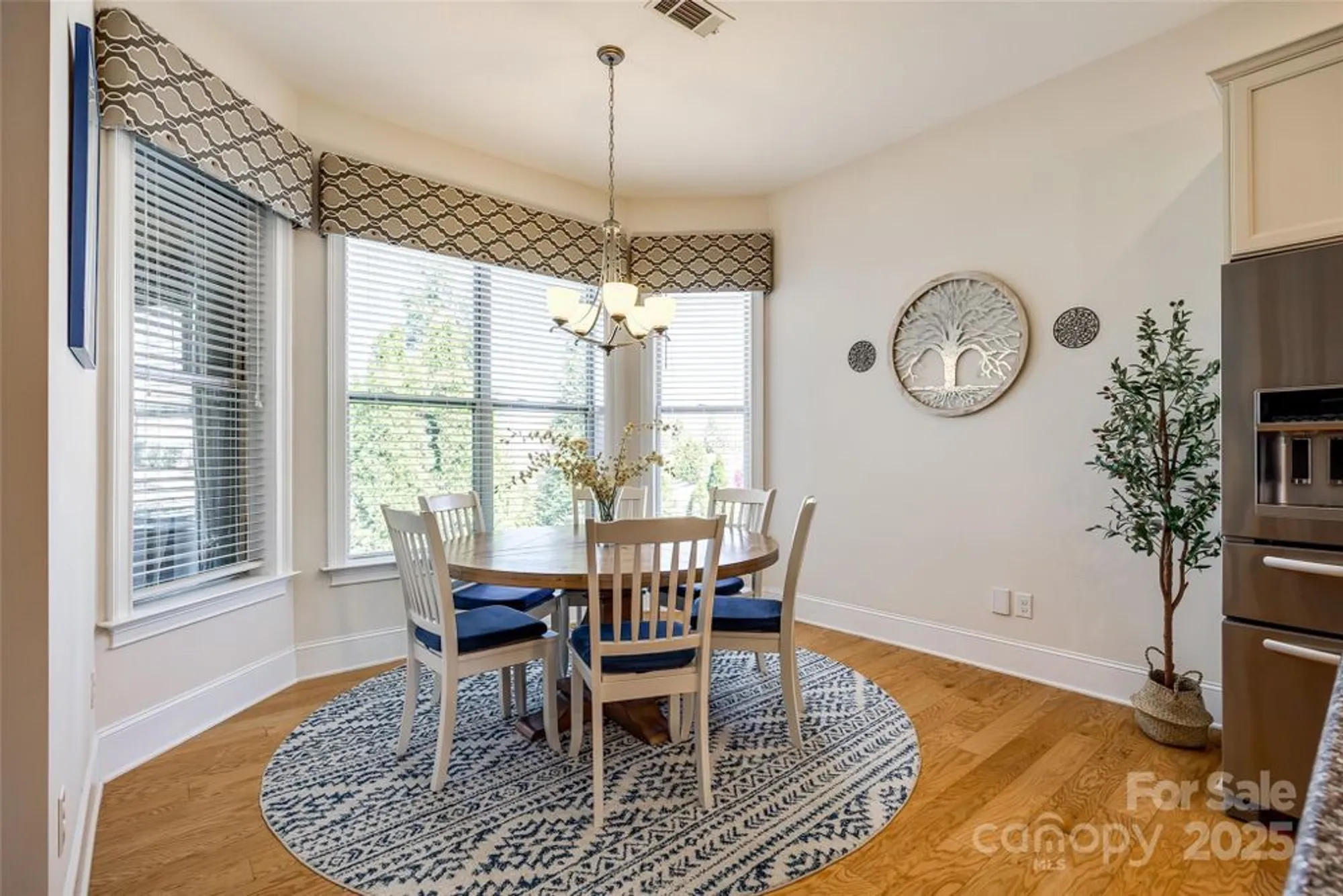 Property Slideshow image 10 of 45 | 15620 lake ridge rd, Charlotte, NC, 28278