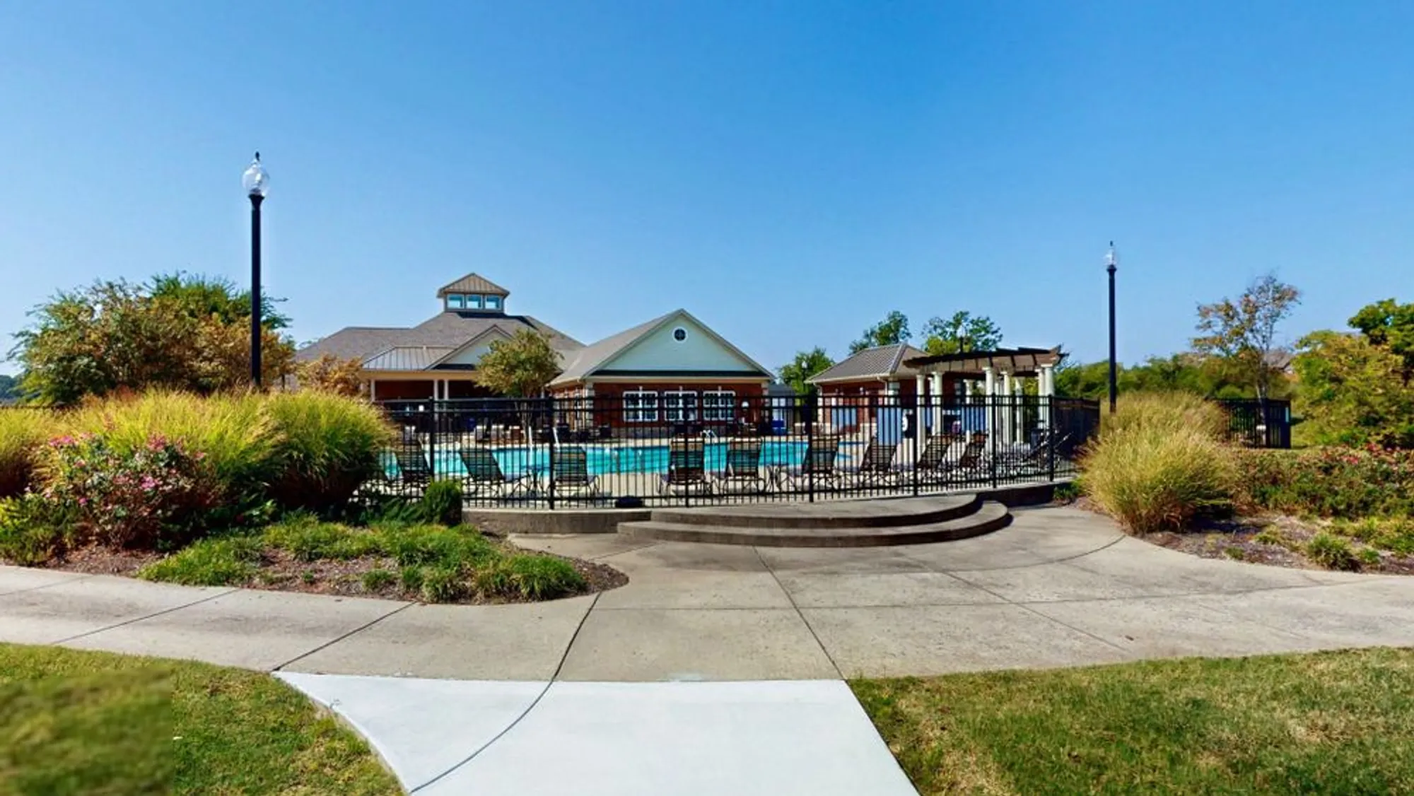 Property Slideshow image 38 of 47 | 1518 cedarbrooke ln, Lebanon, TN, 37090