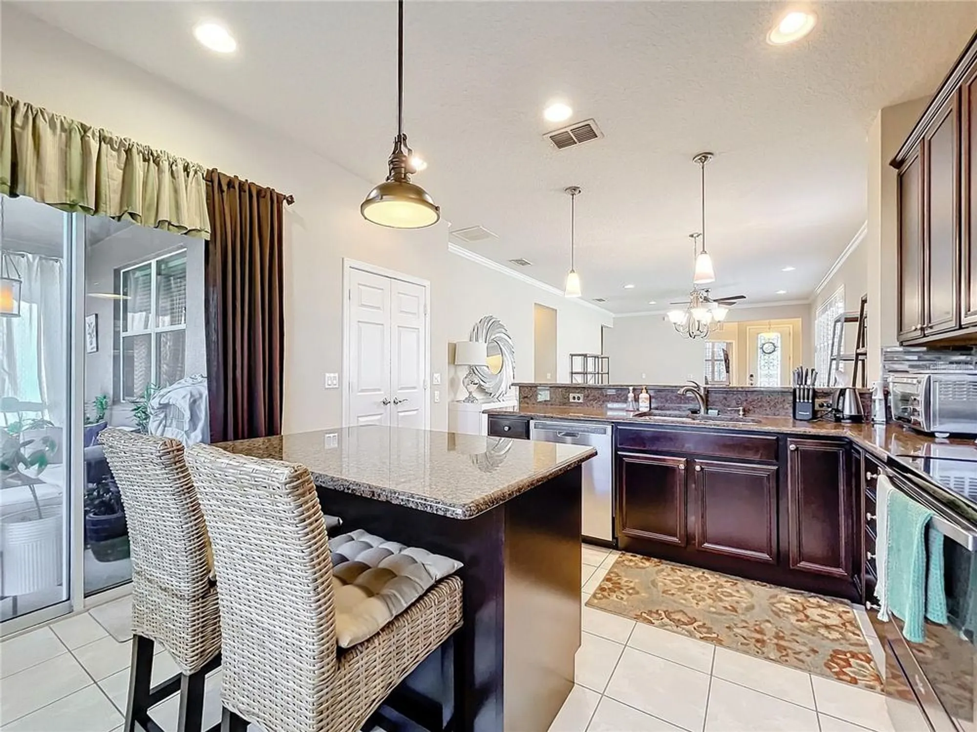 Property Slideshow image 29 of 71 | 22004 belgian ct, Mount Dora, FL, 32757