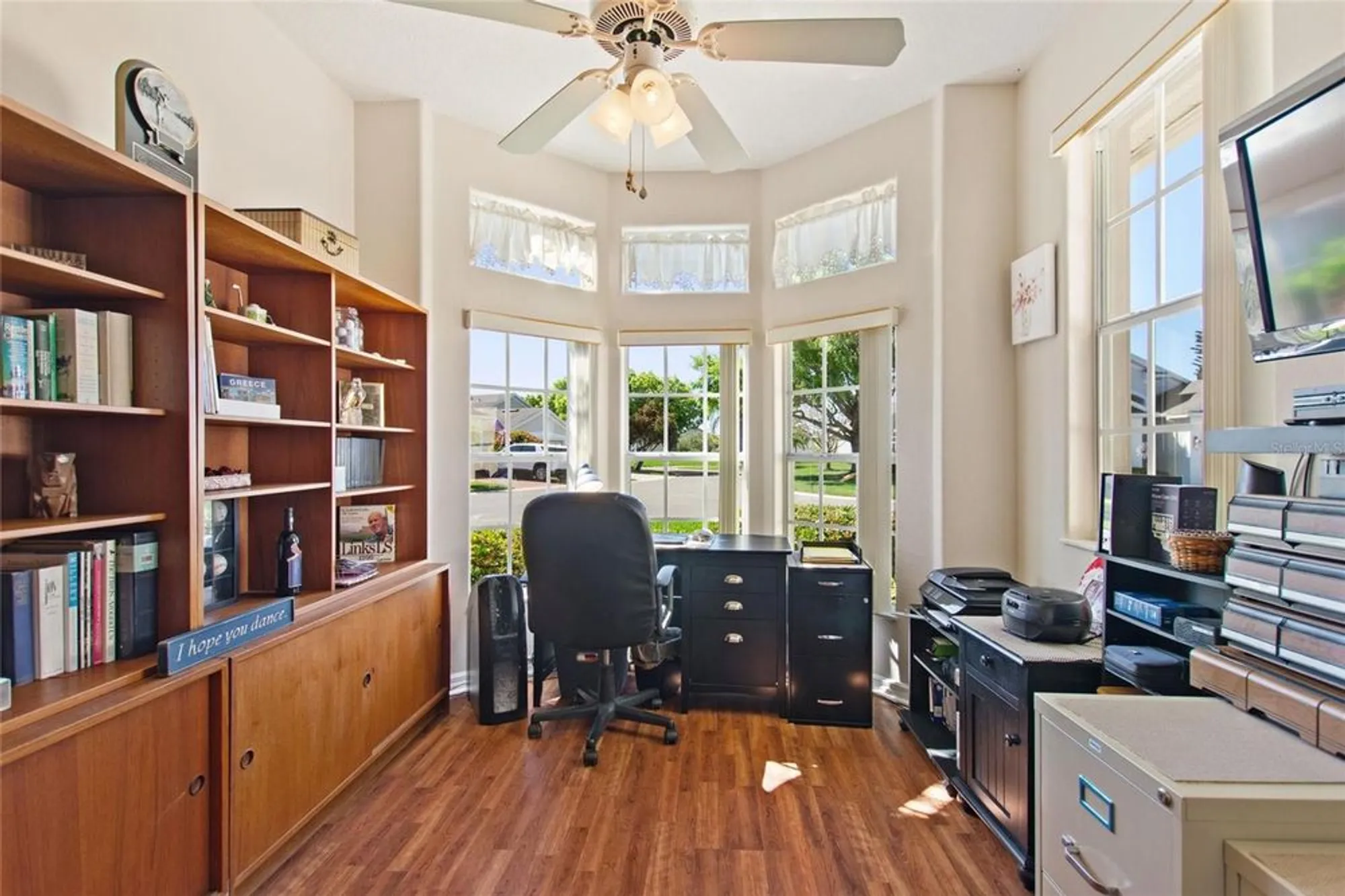 Property Slideshow image 8 of 64 | 100 moss ln, Davenport, FL, 33837