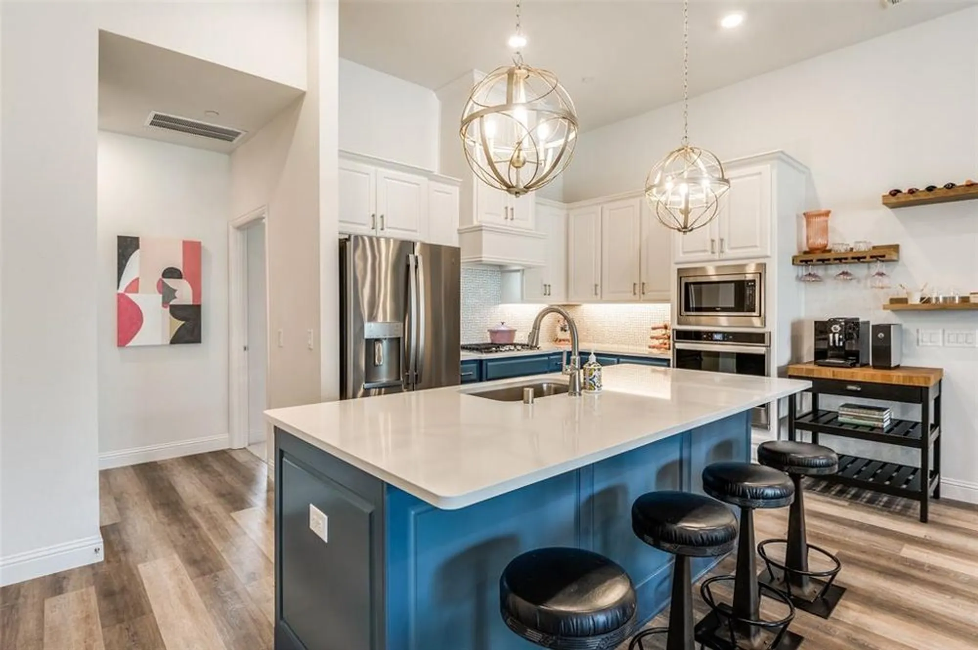 Property Slideshow image 10 of 28 | 3851 sand lily ln, Prosper, TX, 75078