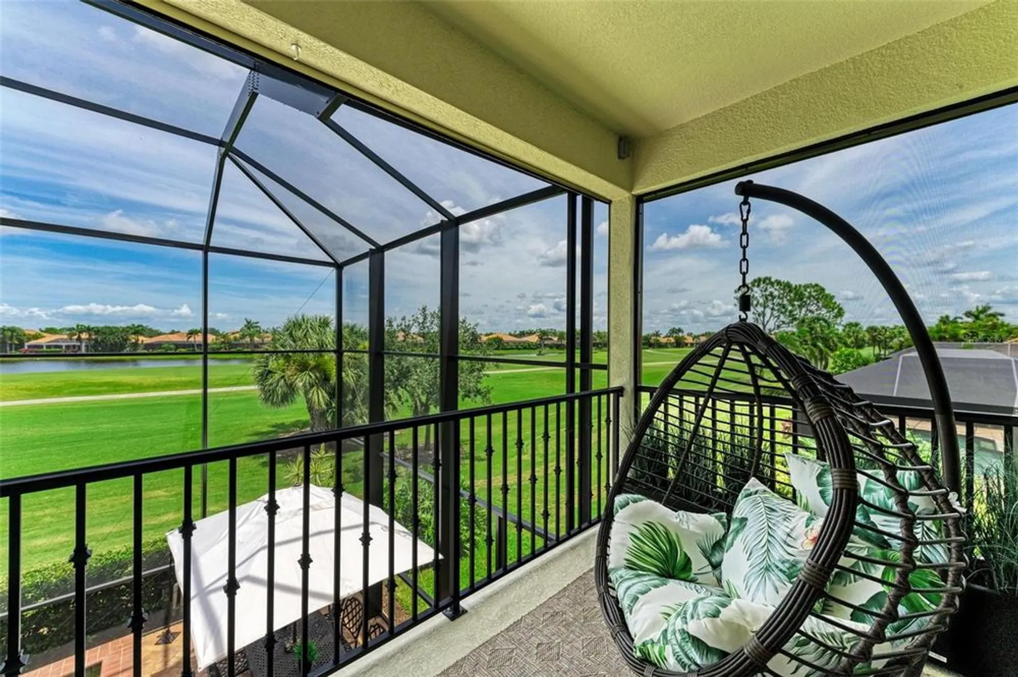 Property Slideshow image 52 of 94 | 7805 heritage grand pl, Bradenton, FL, 34212