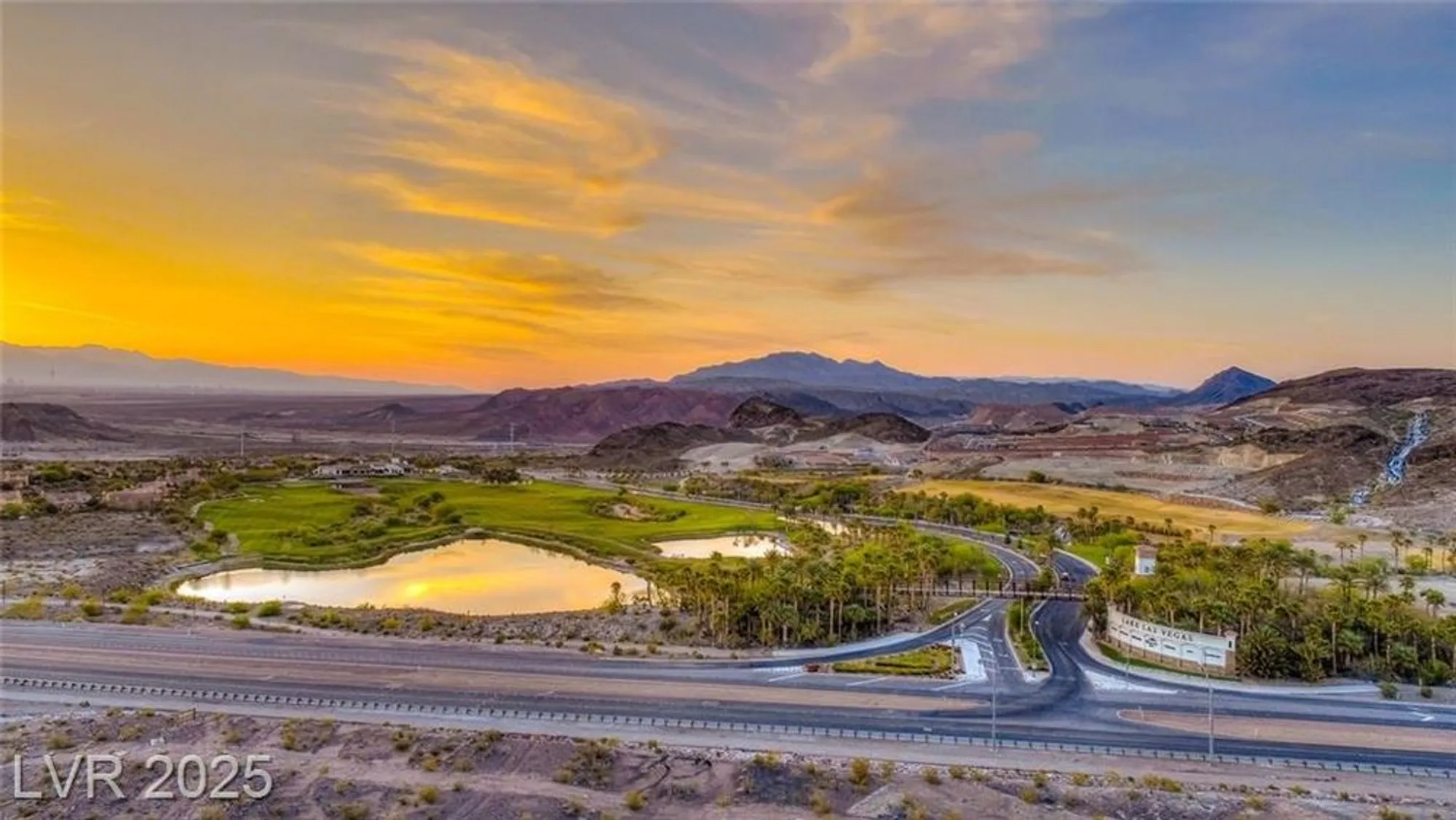 Property Slideshow image 55 of 78 | 32 tatahatso point st, Henderson, NV, 89011