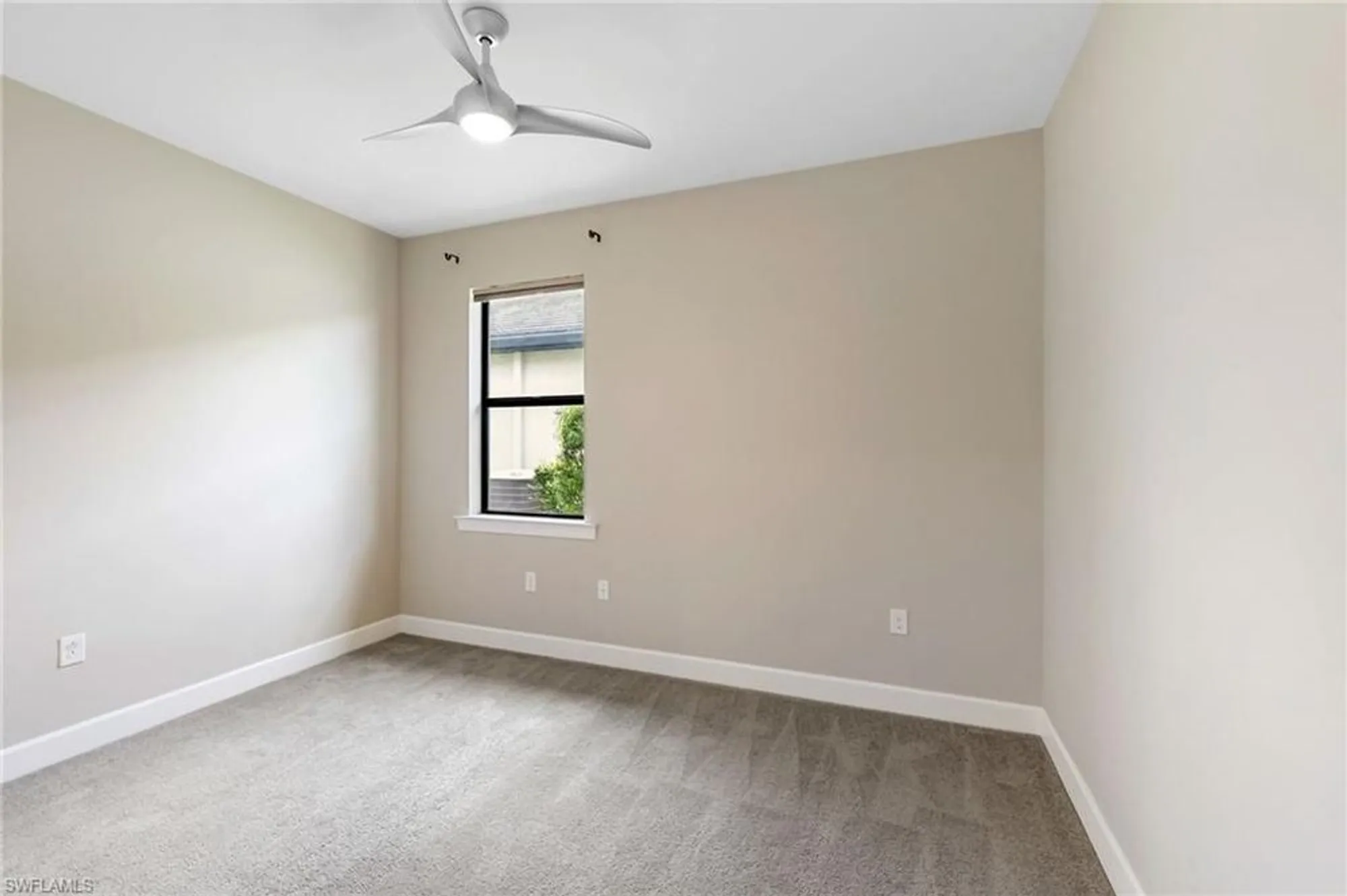 Property Slideshow image 14 of 28 | 17021 ashcomb way, Estero, FL, 33928