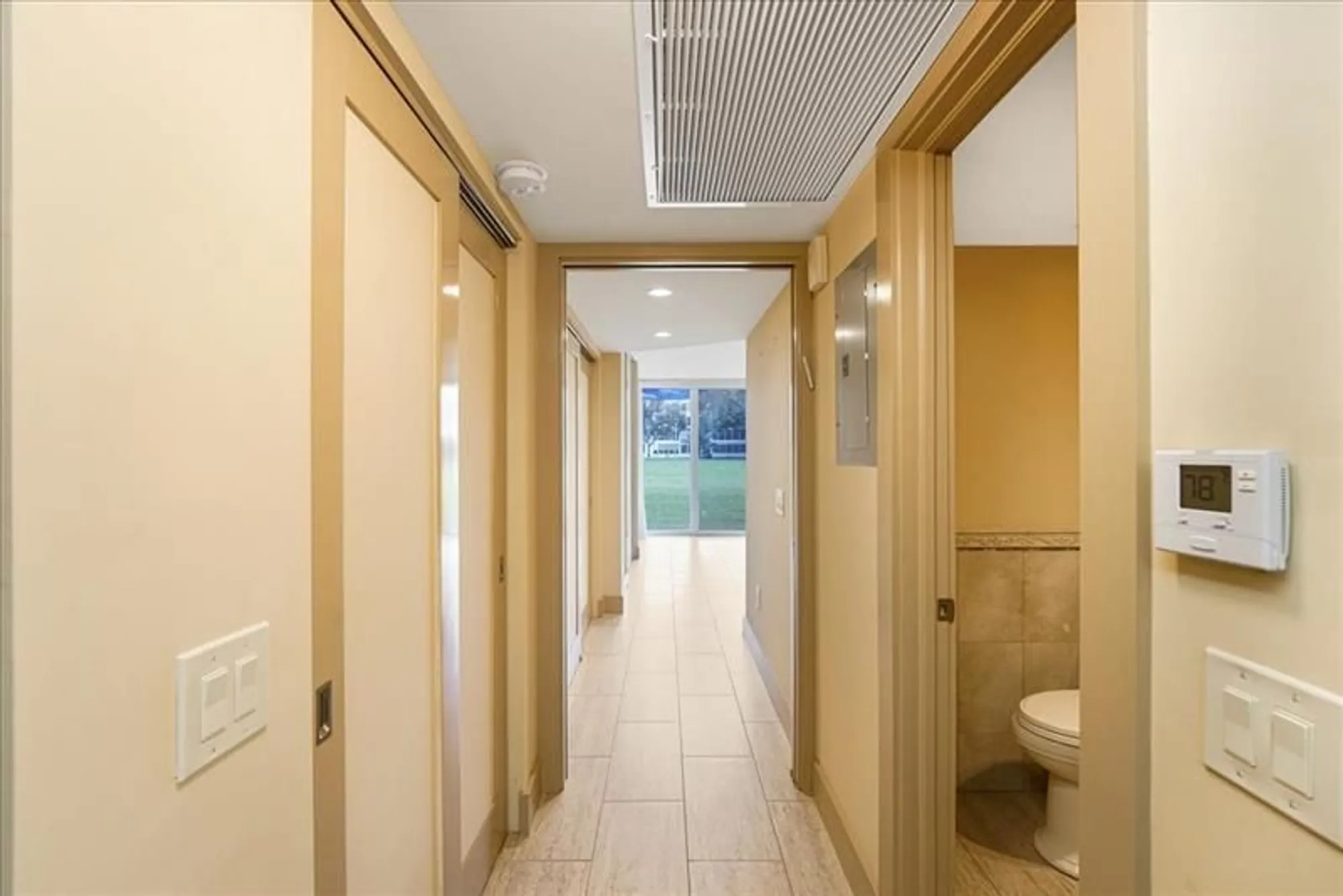 Property Slideshow image 13 of 60 | 1011 swansea a # 1011, Deerfield Beach, FL, 33442