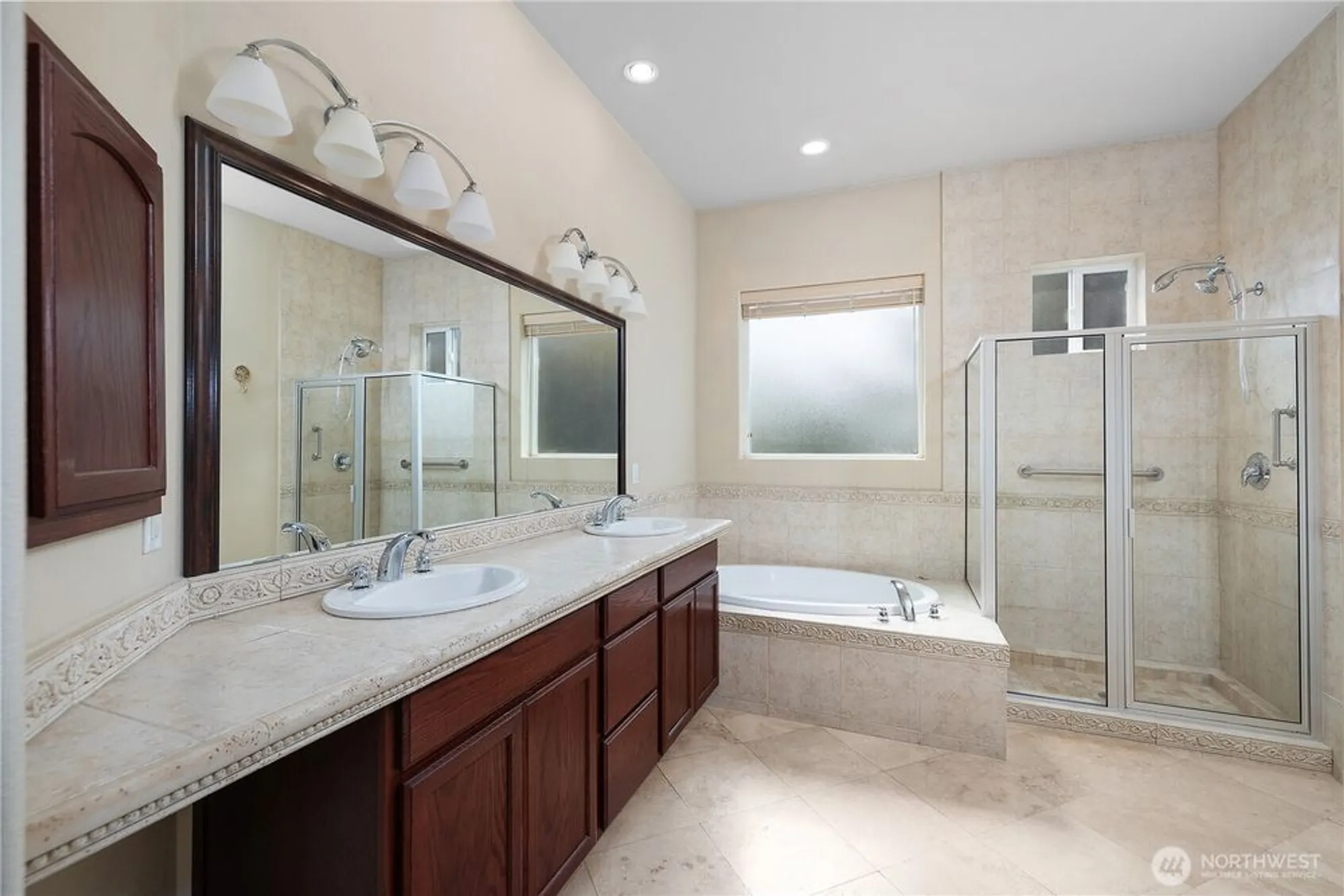 Property Slideshow image 29 of 40 | 4212 vashon dr, Lacey, WA, 98516