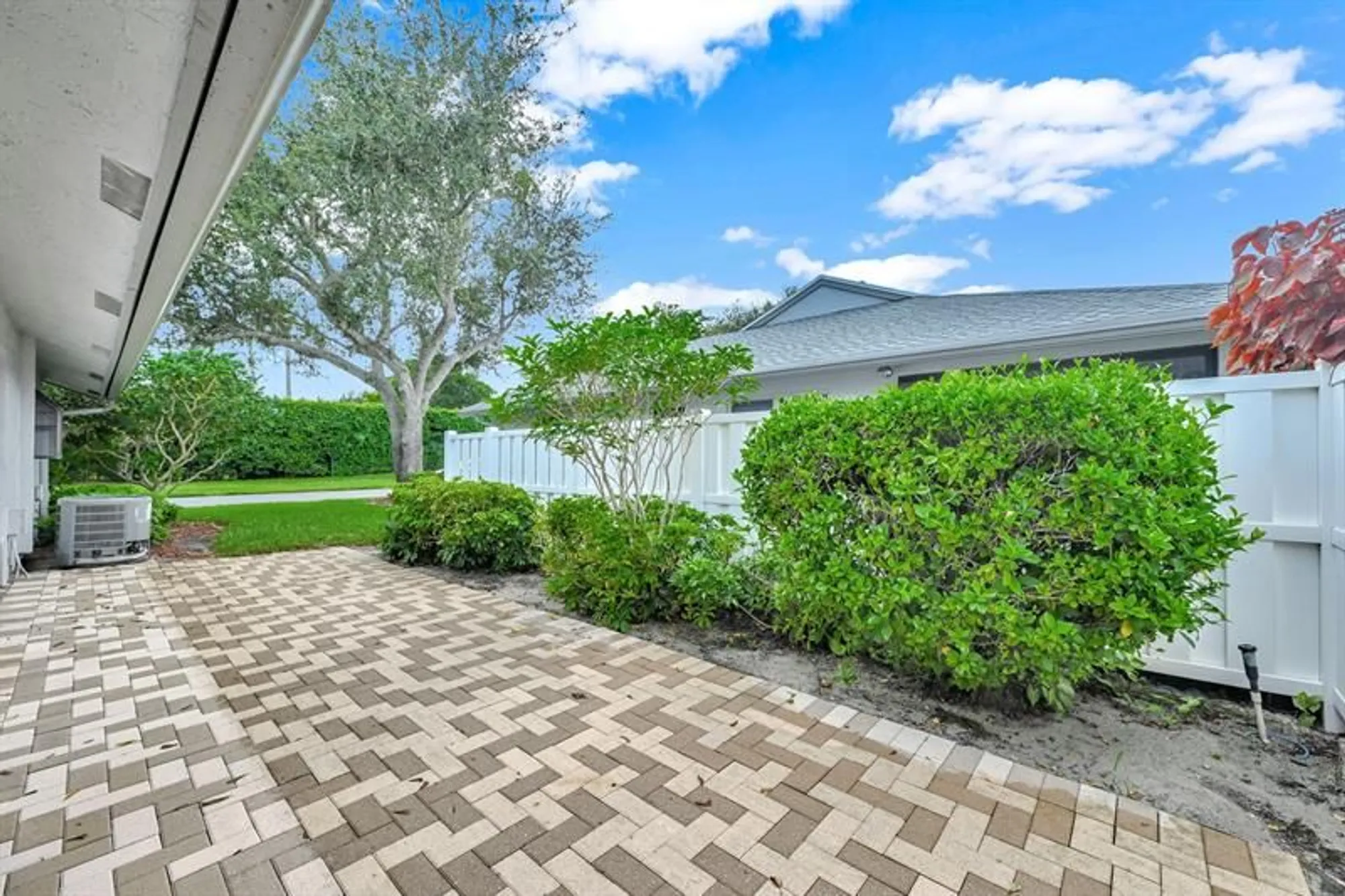 Property Slideshow image 43 of 49 | 8943 sunscape ln # 8943, Boca Raton, FL, 33496