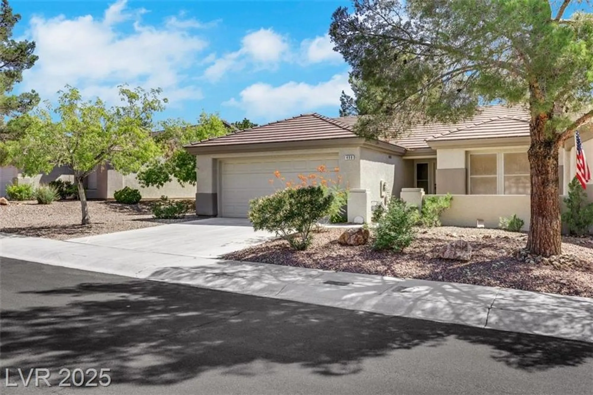 Property Slideshow image 4 of 31 | 498 elm crest pl, Henderson, NV, 89012