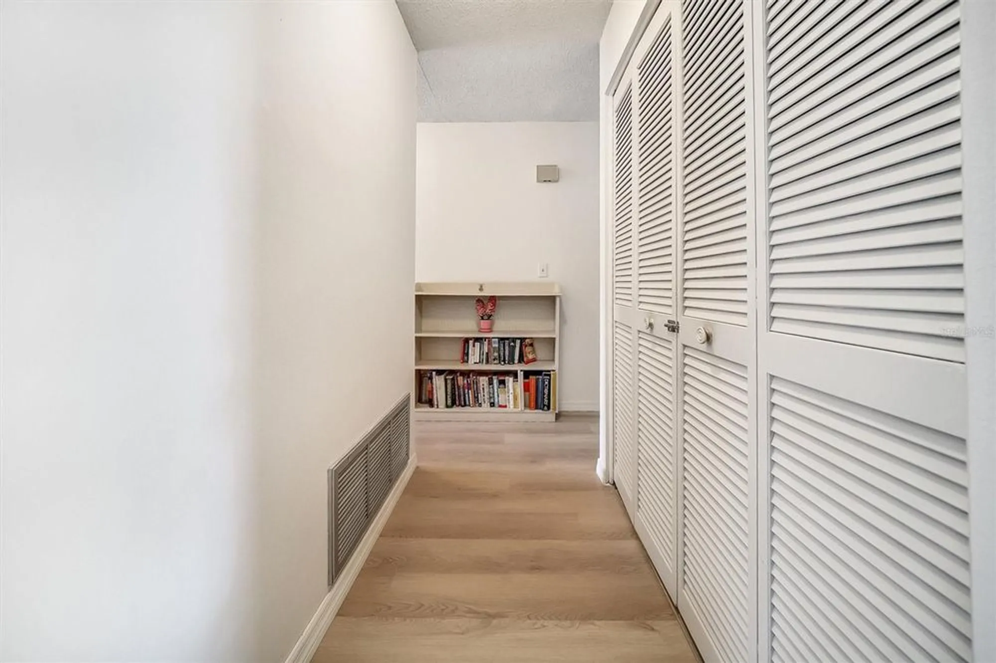 Property Slideshow image 22 of 45 | 8420 winding wood dr, Port Richey, FL, 34668