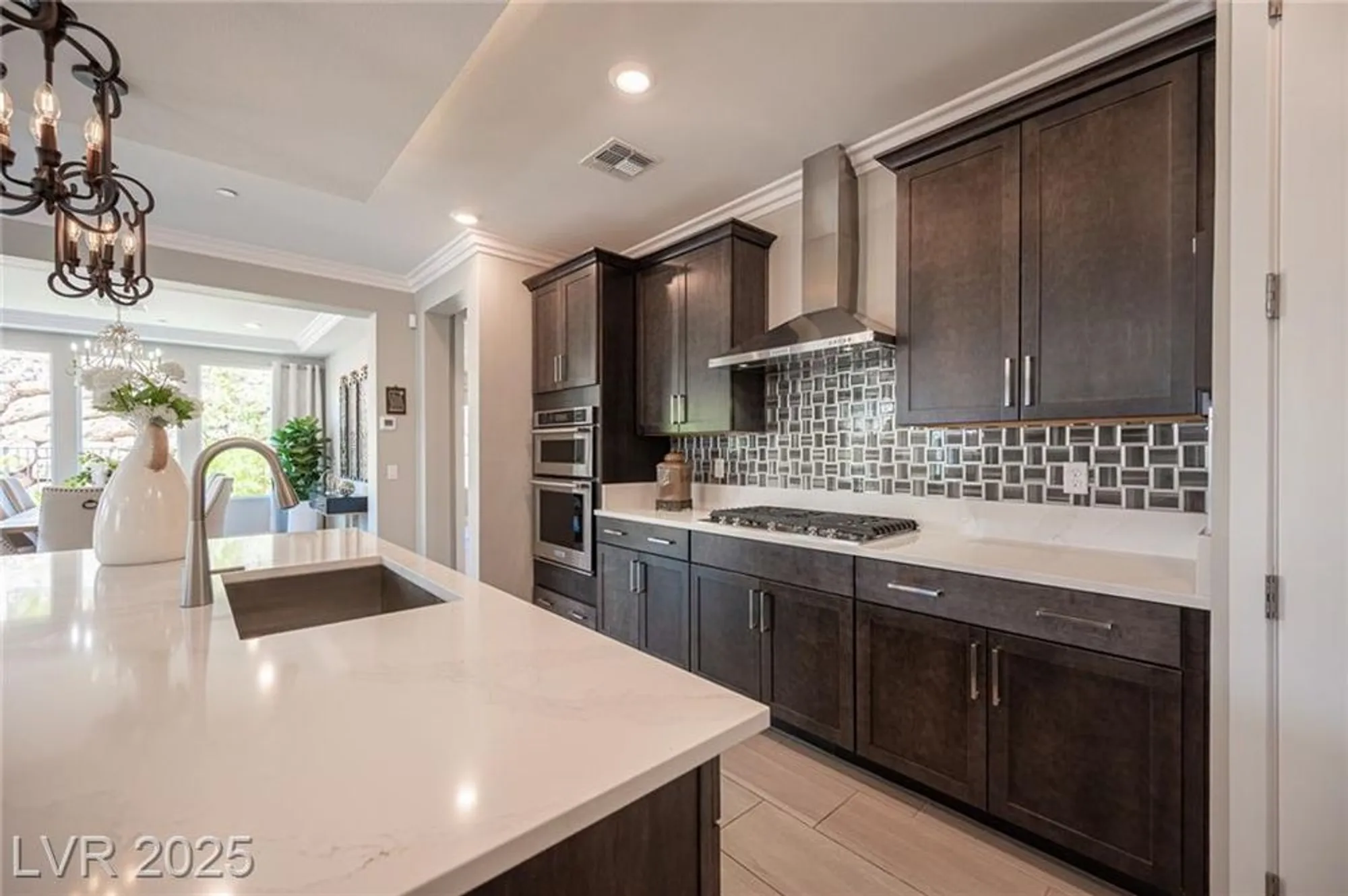 Property Slideshow image 12 of 55 | 35 cliffwater st, Henderson, NV, 89011