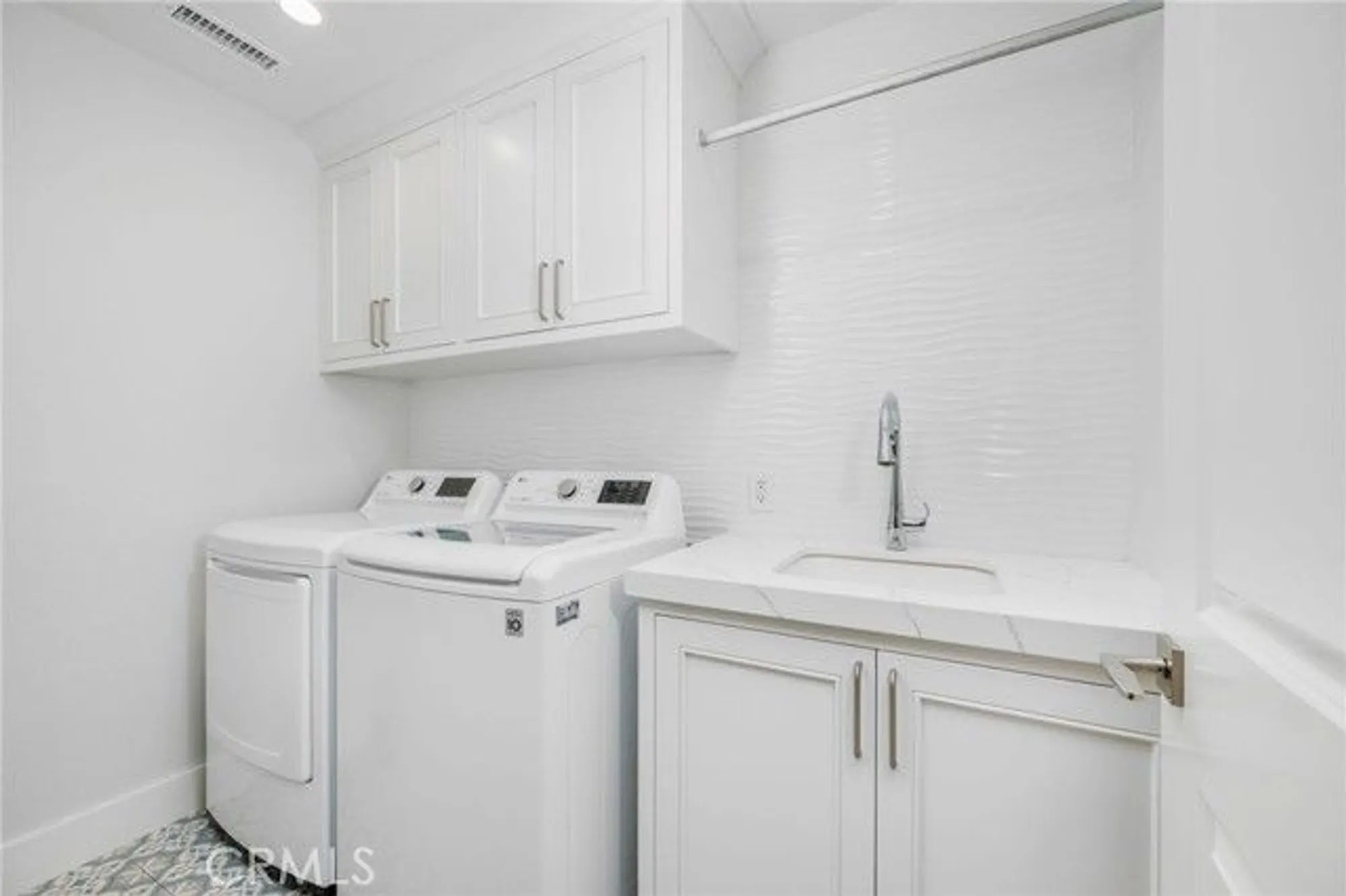 Property Slideshow image 30 of 43 | 3720 lilac ave # 61, Corona Del Mar, CA, 92625