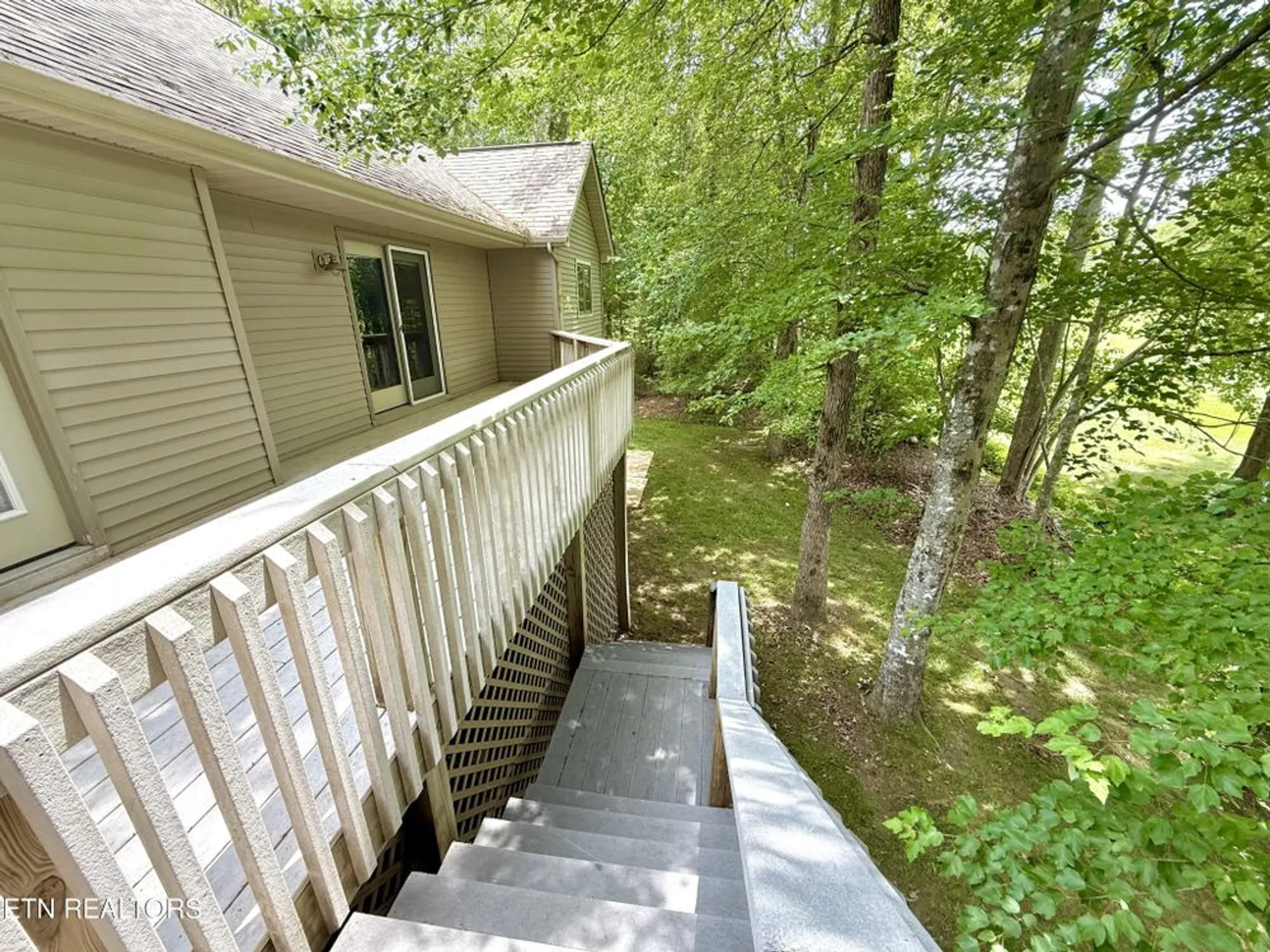 Property Slideshow image 35 of 55 | 17 kenwood ct, Crossville, TN, 38558