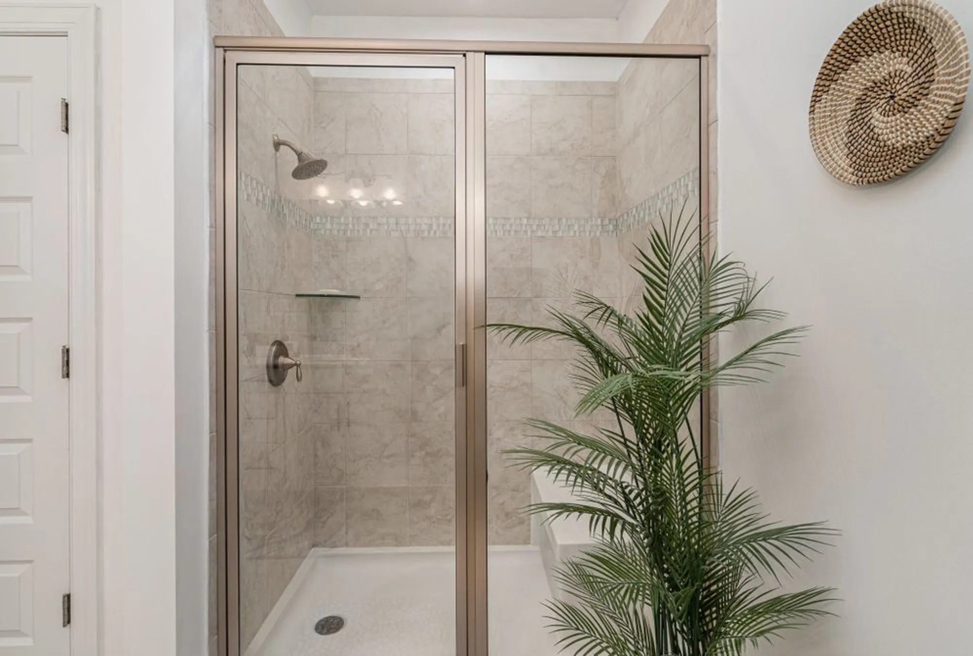 Property Slideshow image 15 of 25 | 141 saundersville rd apt 1308, Hendersonville, TN, 37075