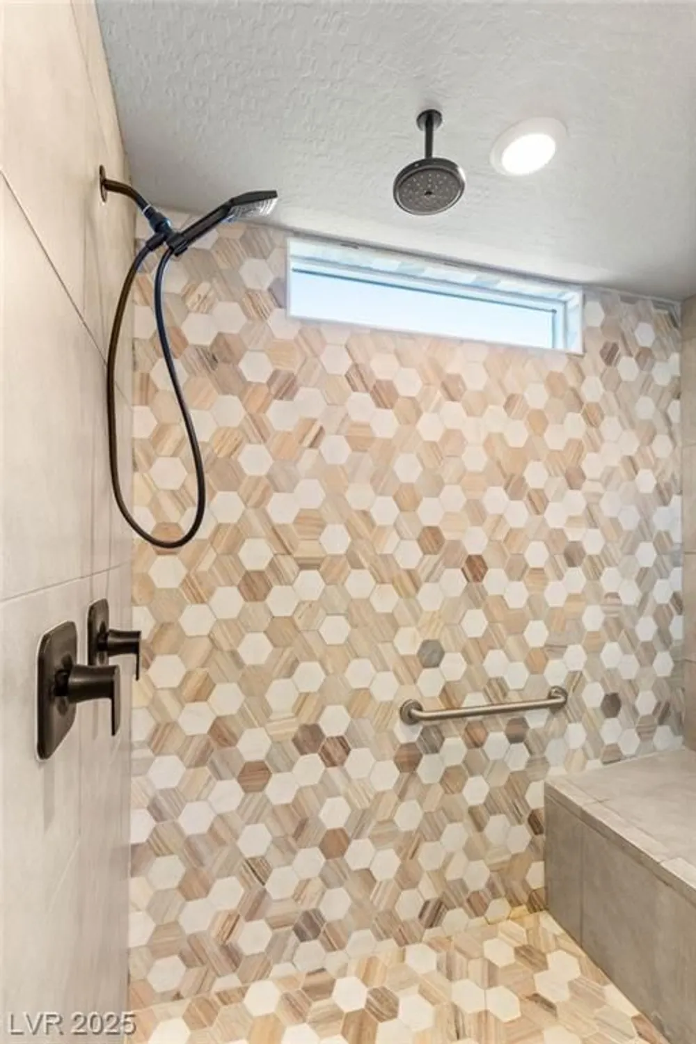 Property Slideshow image 17 of 38 | 14 summer agave ave, Henderson, NV, 89011