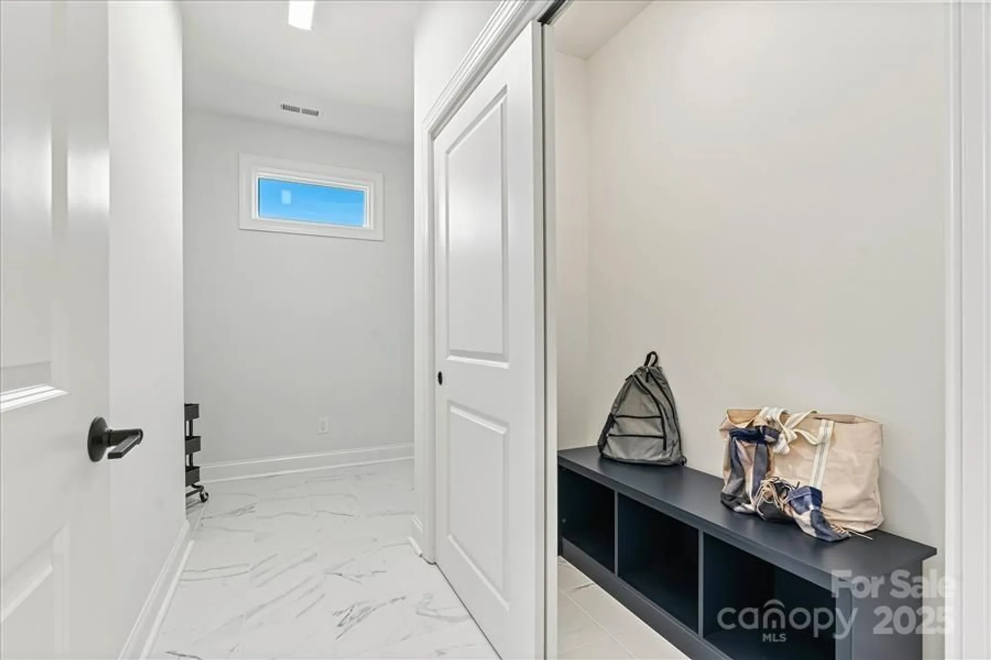 Property Slideshow image 28 of 34 | 114 alenda lux cir # 3, Mooresville, NC, 28115