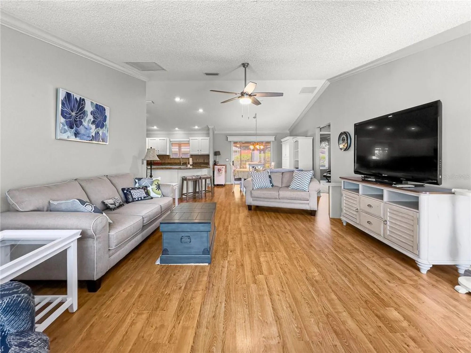 Property Slideshow image 5 of 56 | 8069 se 174th ludlow pl, The Villages, FL, 32162