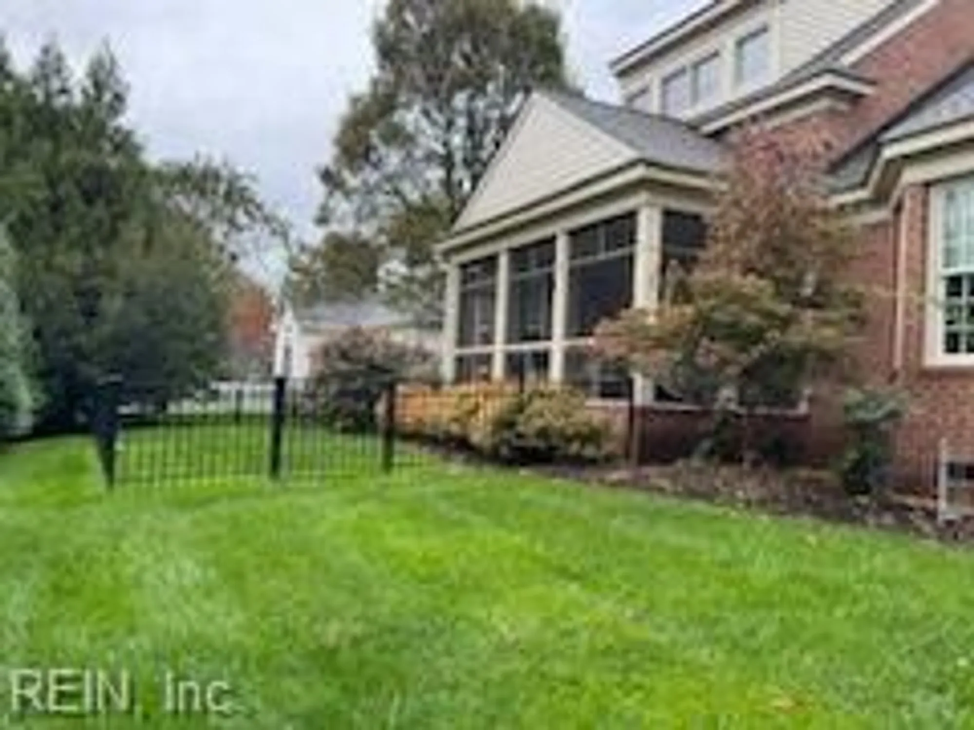 Property Slideshow image 6 of 26 | 104 portland, Williamsburg, VA, 23188