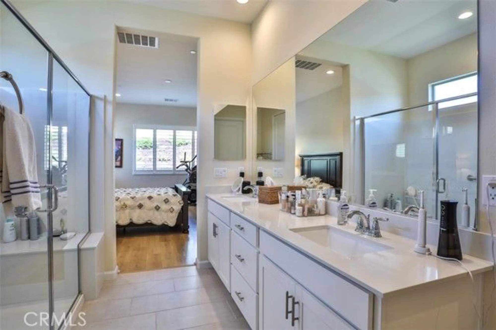 Property Slideshow image 14 of 31 | 11868 discovery ct, Corona, CA, 92883