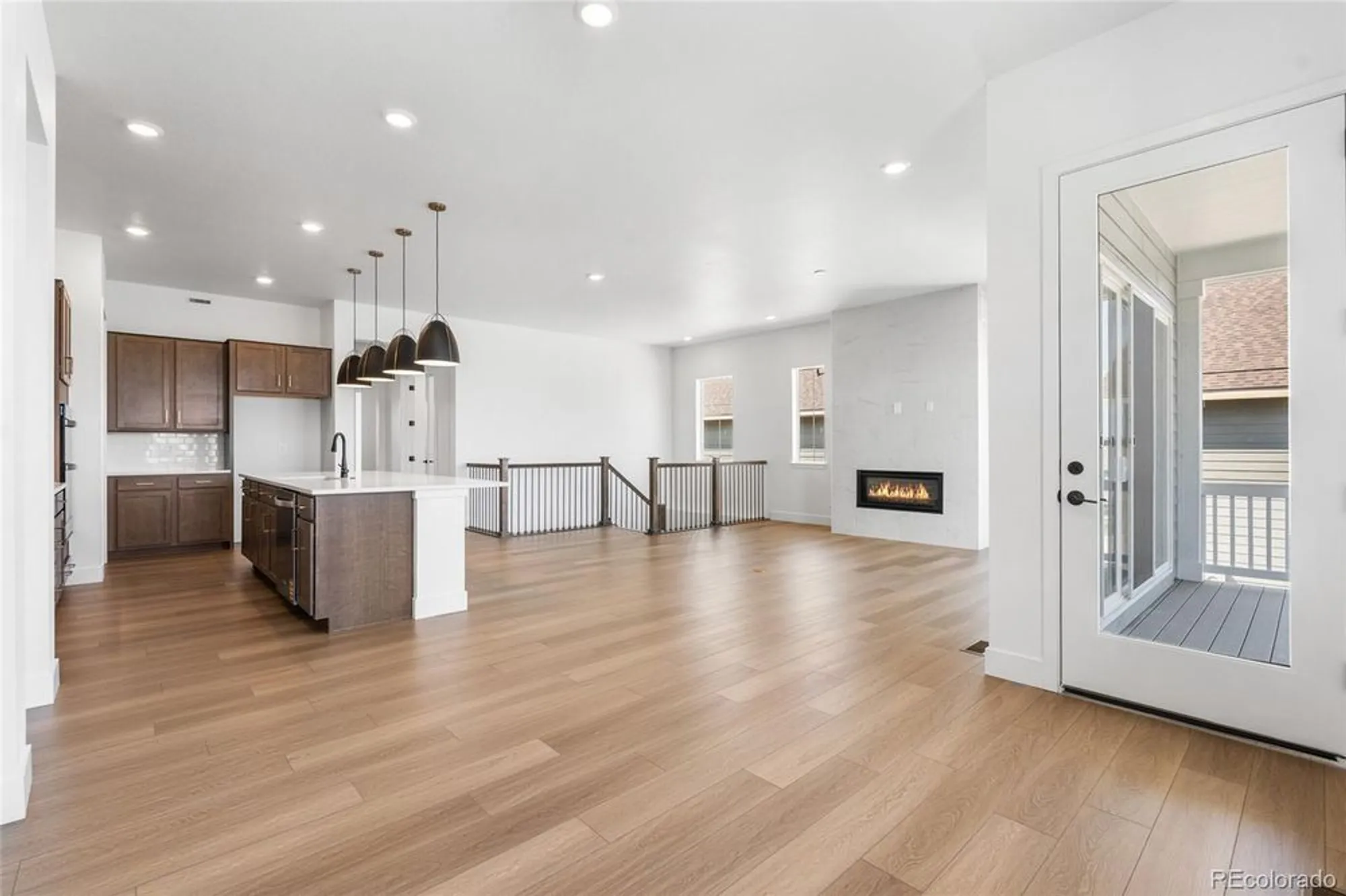 Property Slideshow image 10 of 26 | 8664 s quemoy st, Aurora, CO, 80016