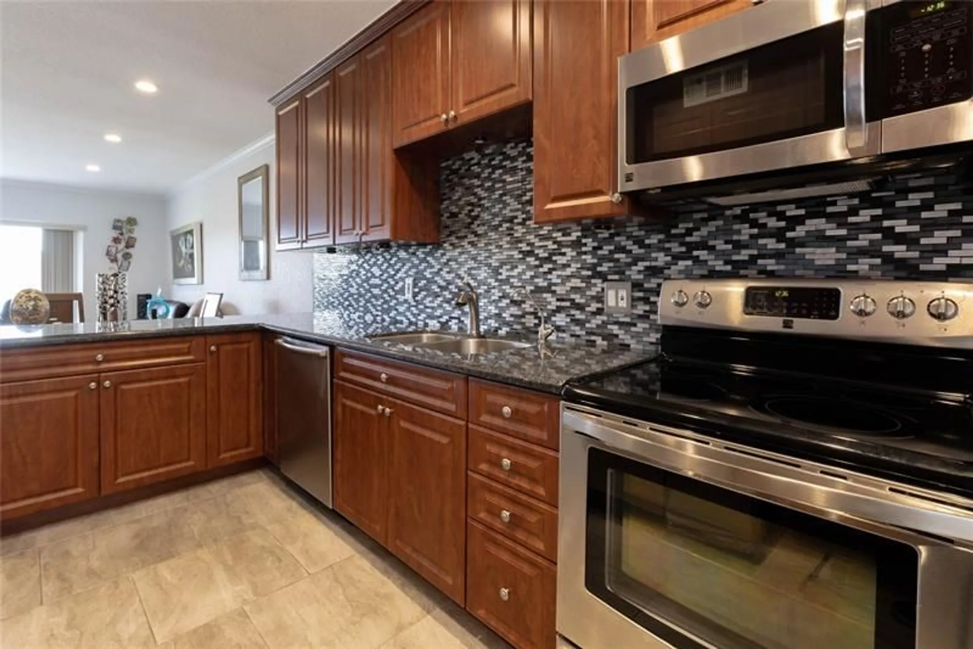 Property Slideshow image 1 of 67 | 7855 nw 5th ct 201, Margate, FL, 33063