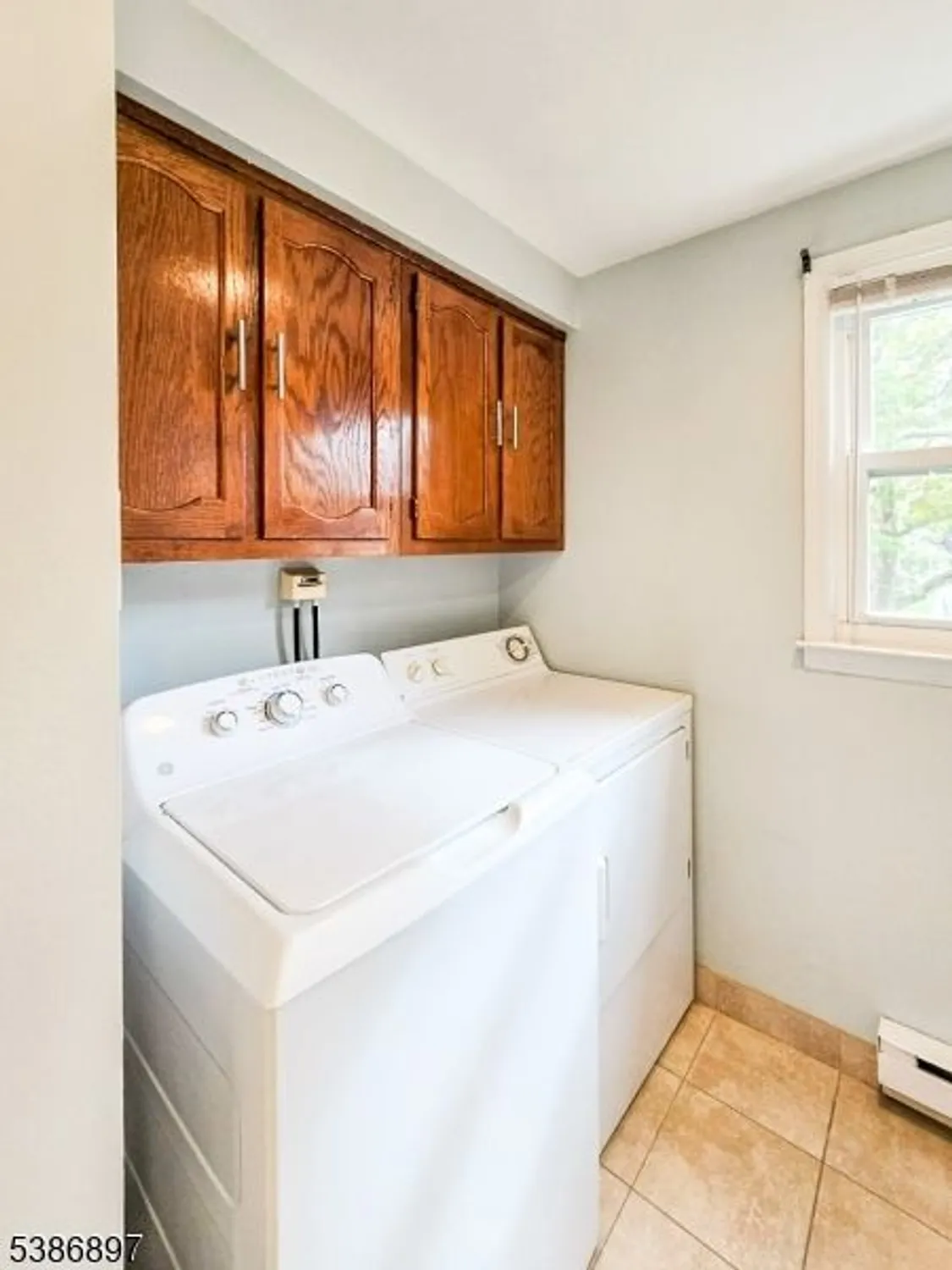 Property Slideshow image 21 of 35 | 374 new bedford ln, Monroe Twp., NJ, 08831