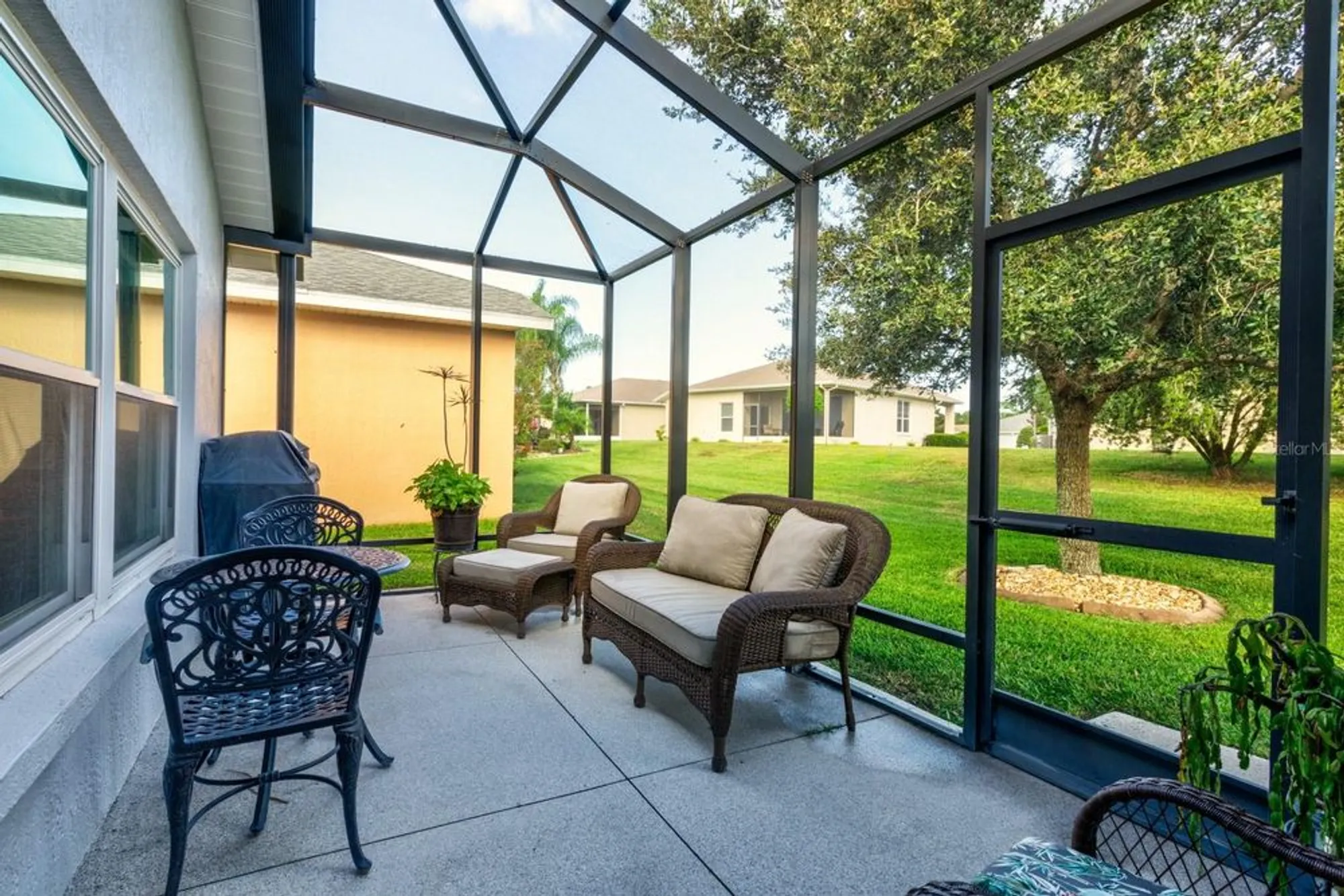 Property Slideshow image 21 of 42 | 27400 stoney brook dr, Leesburg, FL, 34748