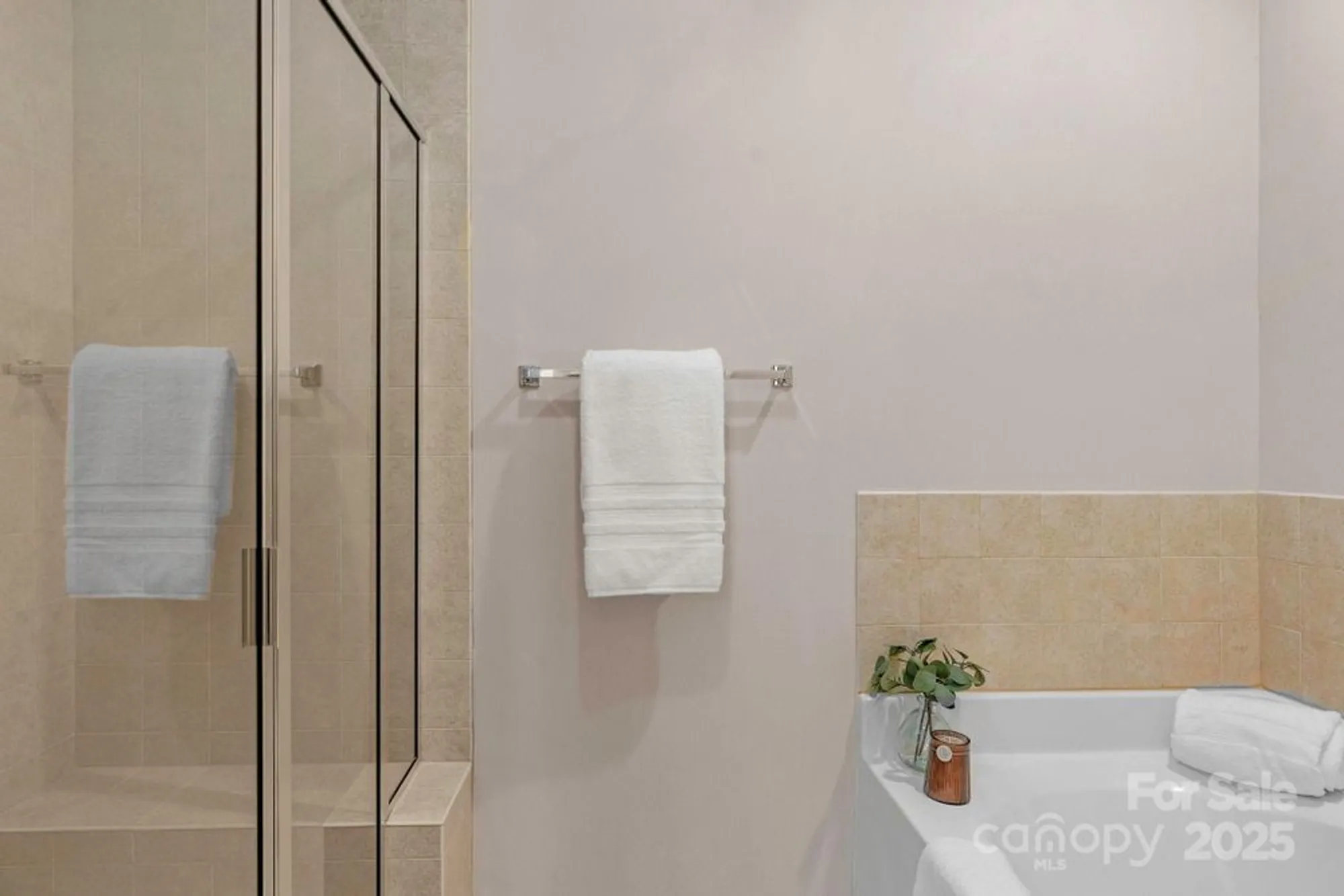 Property Slideshow image 25 of 43 | 3038 bellasera way, Matthews, NC, 28105