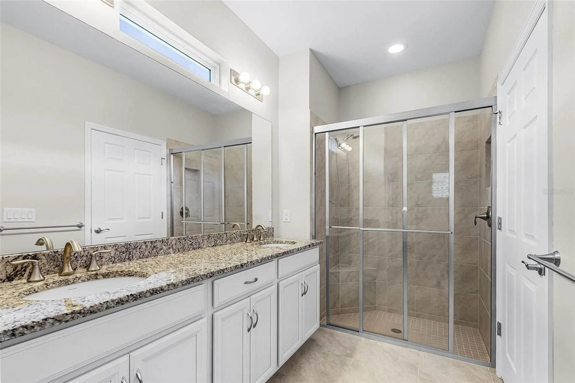 Property Slideshow image 18 of 28 | 2191 summersweet dr, Alva, FL, 33920