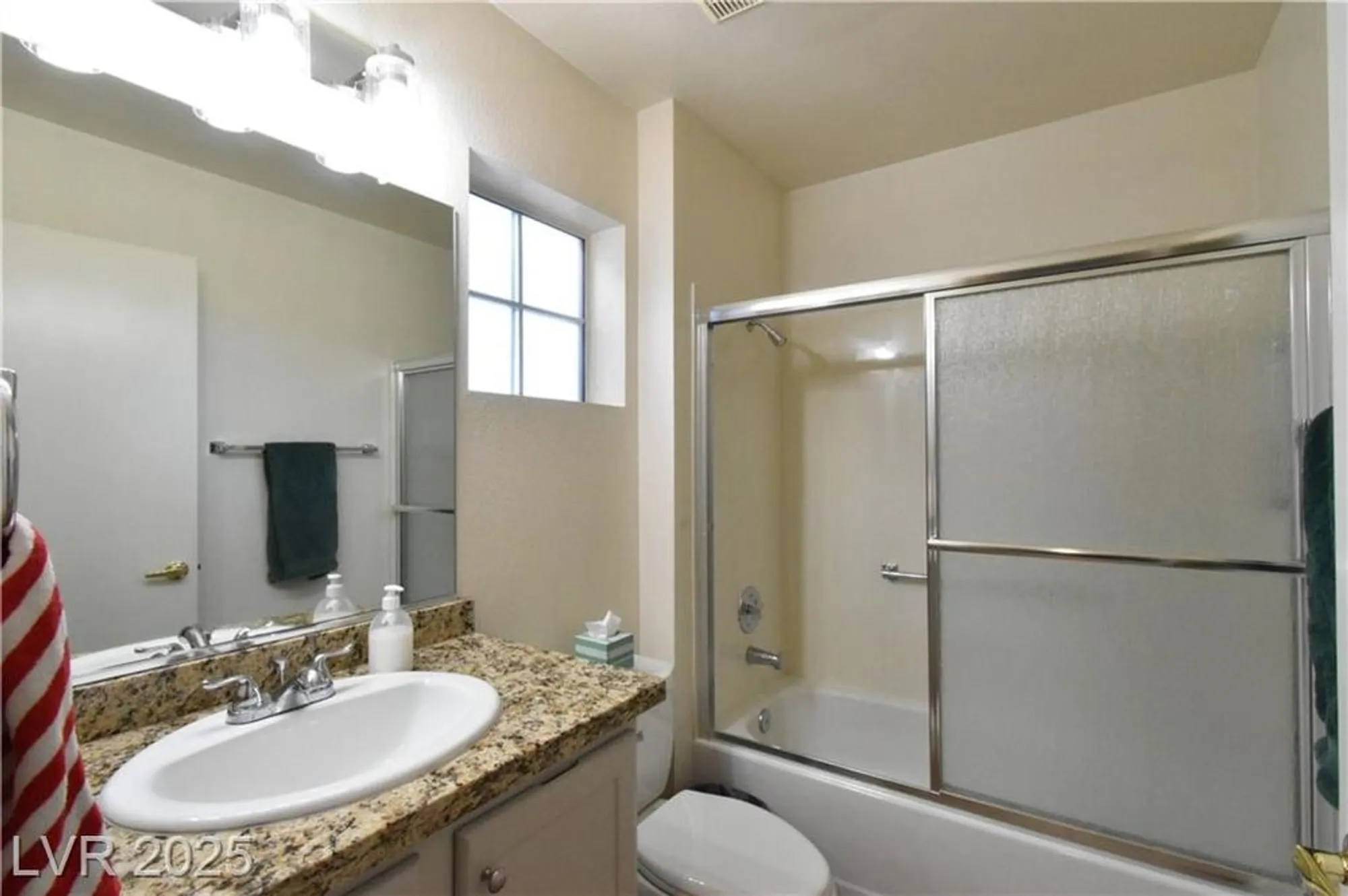 Property Slideshow image 23 of 29 | 2412 springridge dr, Las Vegas, NV, 89134