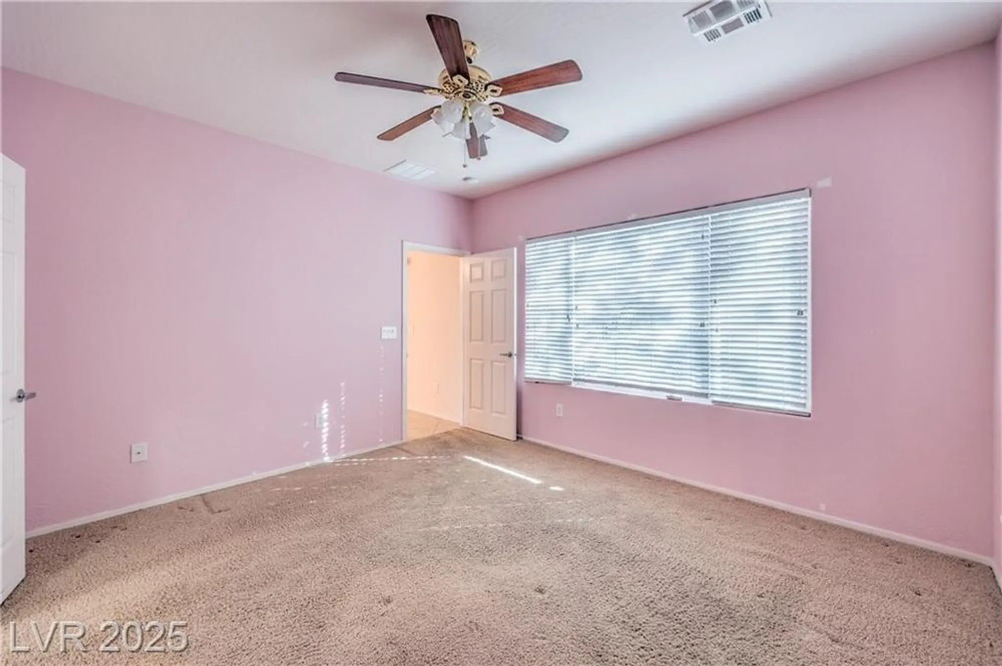 Property Slideshow image 14 of 49 | 2451 shore bird ave, North Las Vegas, NV, 89084