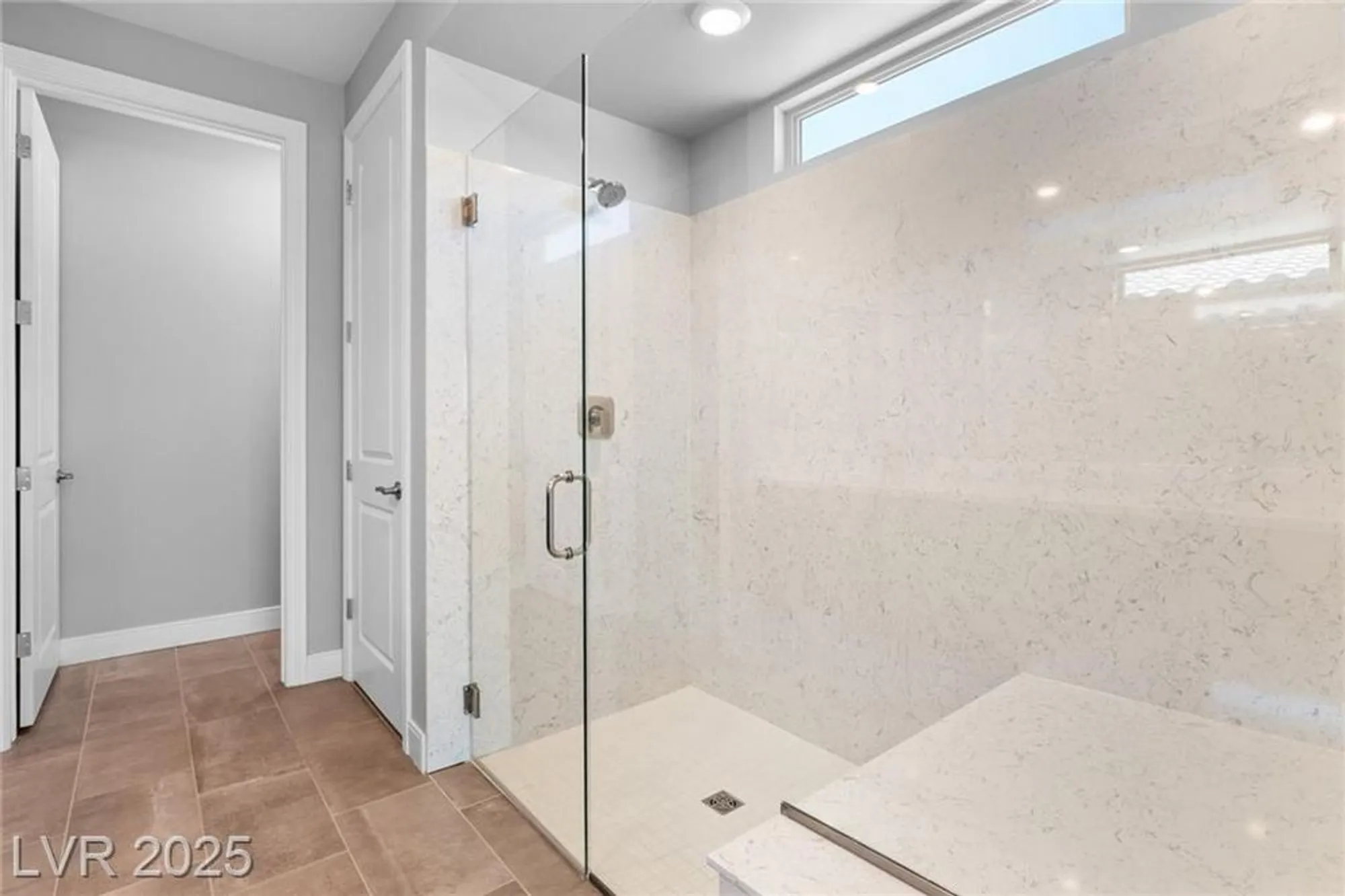 Property Slideshow image 27 of 43 | 18 sun mirage ave, Henderson, NV, 89011