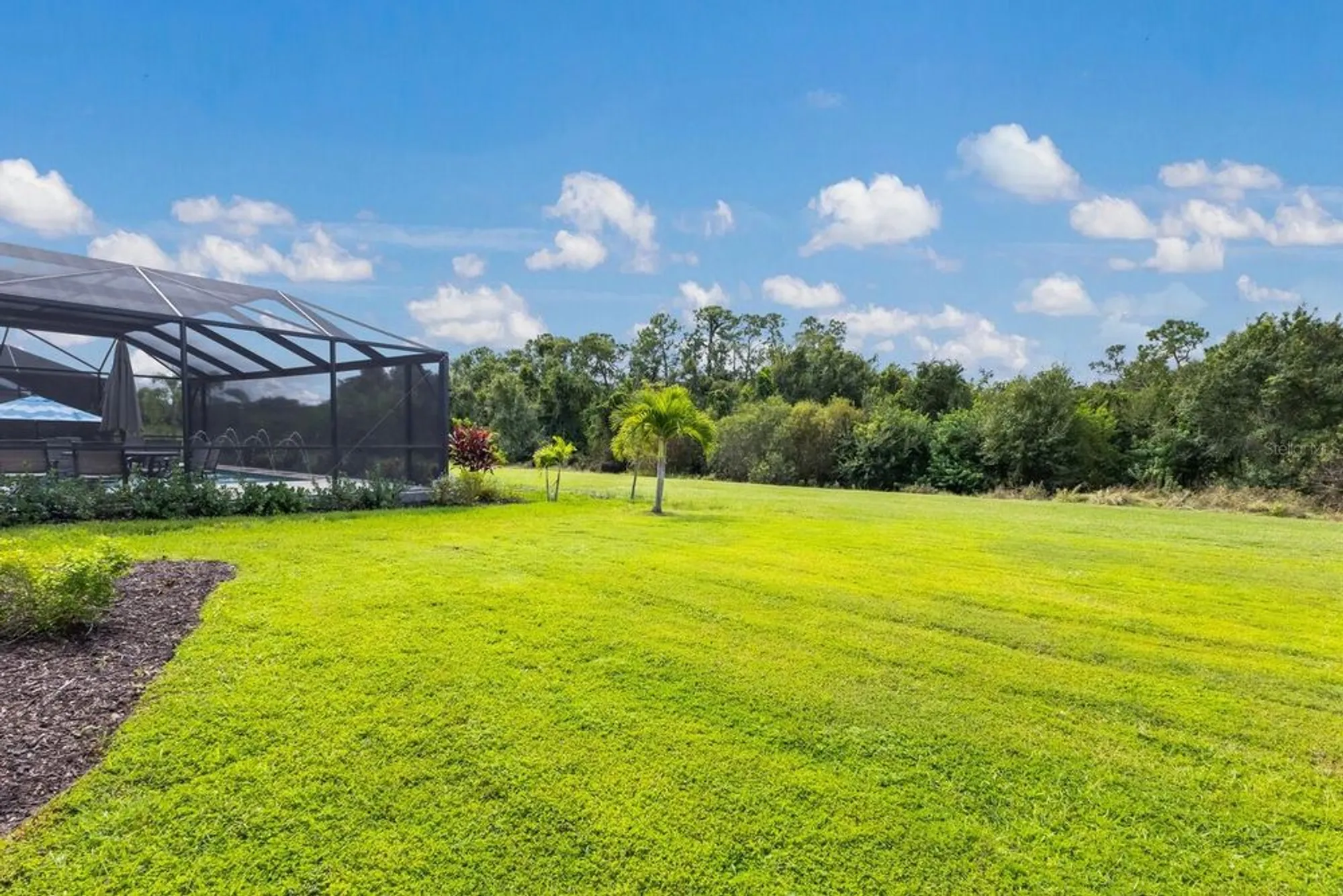 Property Slideshow image 20 of 42 | 4528 pond brook ct, Bradenton, FL, 34211