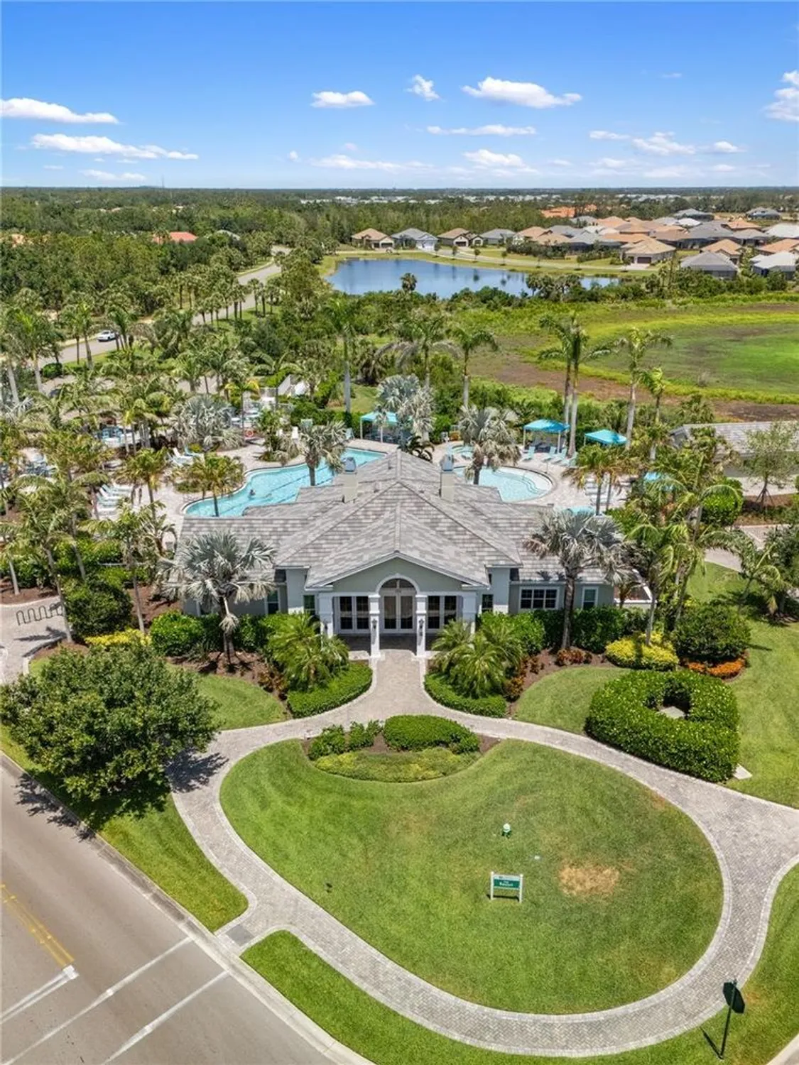 Property Slideshow image 48 of 70 | 11125 mcdermott ct, Englewood, FL, 34223