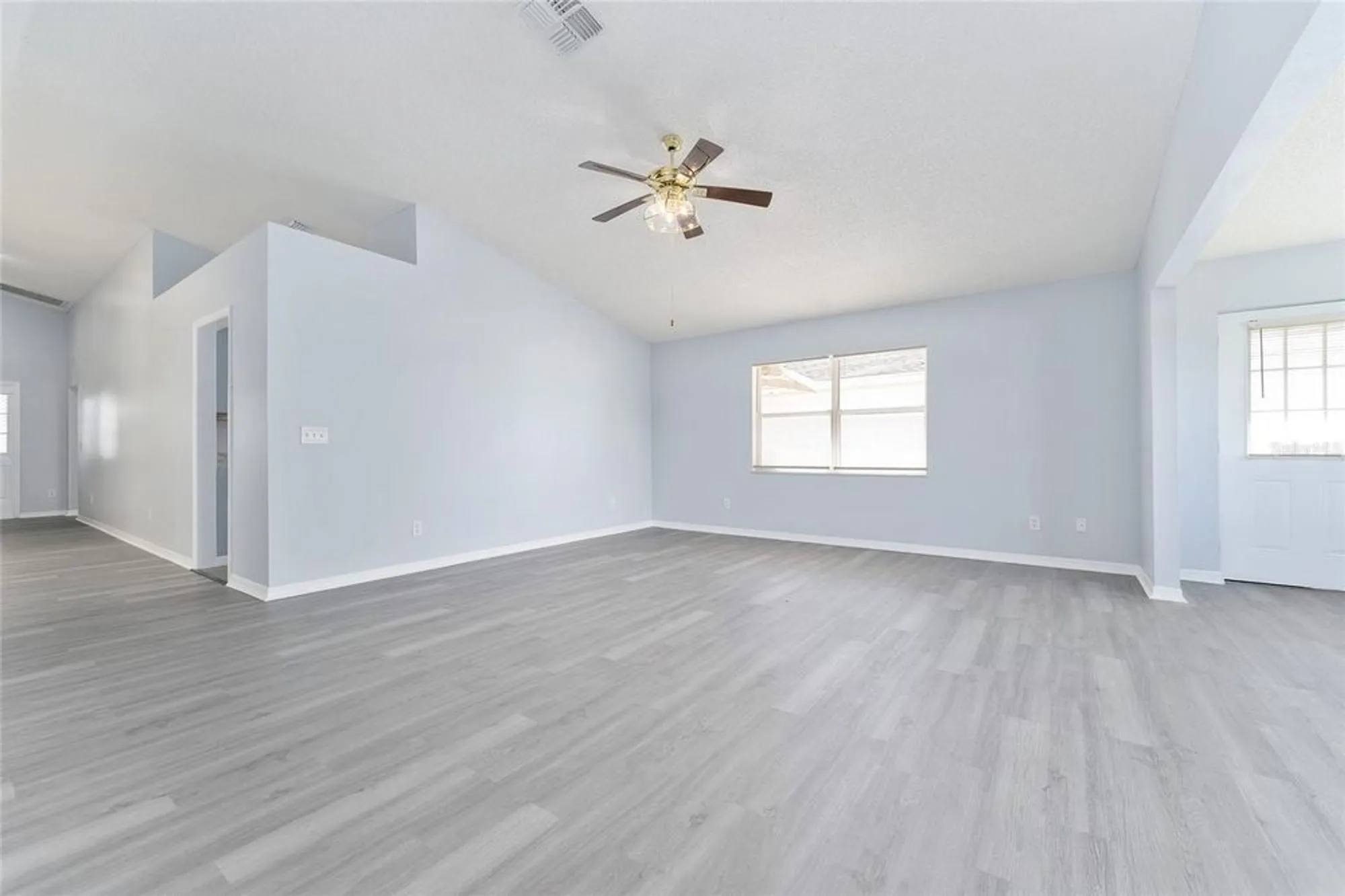 Property Slideshow image 27 of 57 | 9253 sw 91st cir, Ocala, FL, 34481