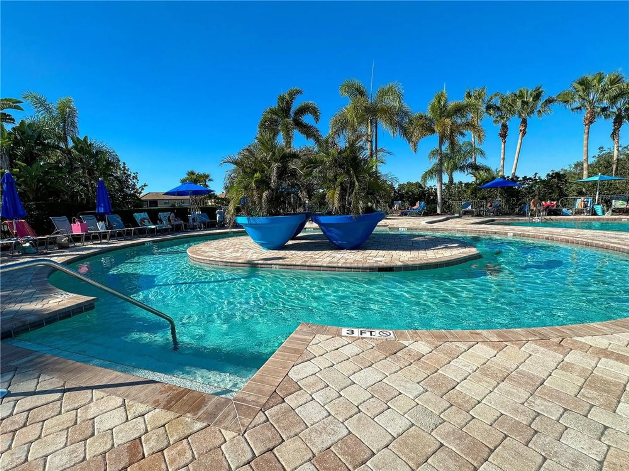 Property Slideshow image 2 of 53 | 7114 quiet creek dr, Bradenton, FL, 34212