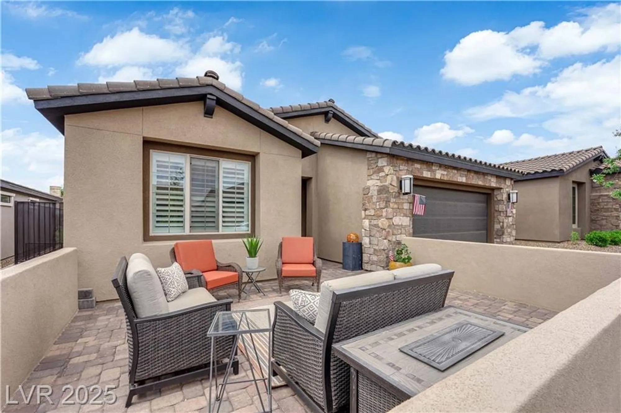 Property Slideshow image 3 of 57 | 11 arid crest ave, Henderson, NV, 89011