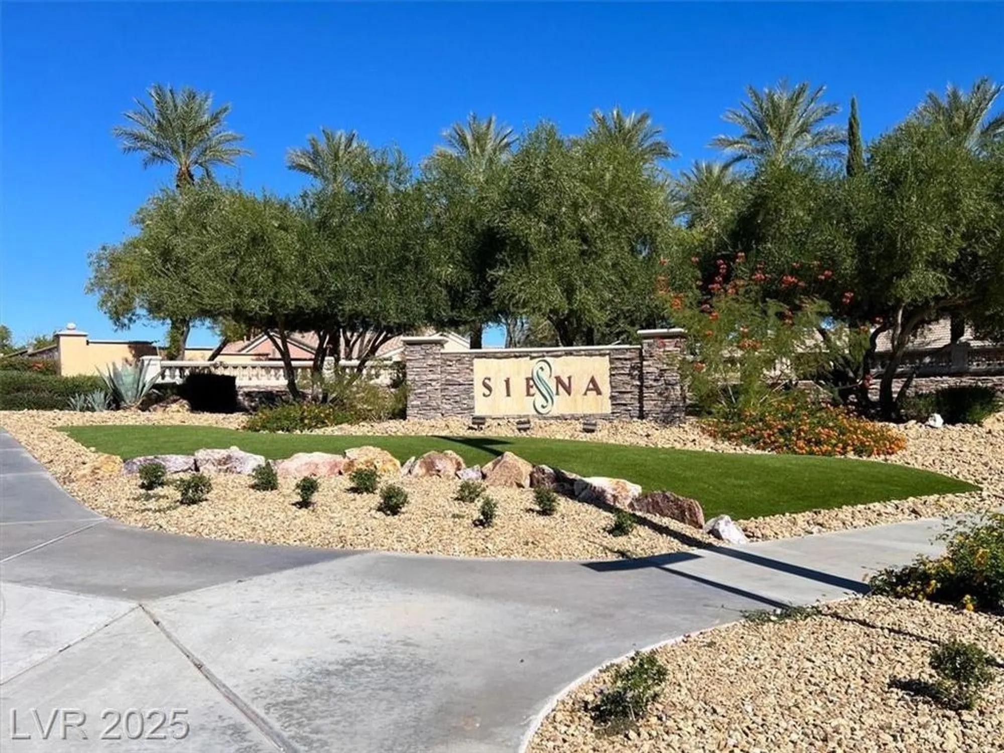 Property Slideshow image 34 of 45 | 4639 denaro dr, Las Vegas, NV, 89135